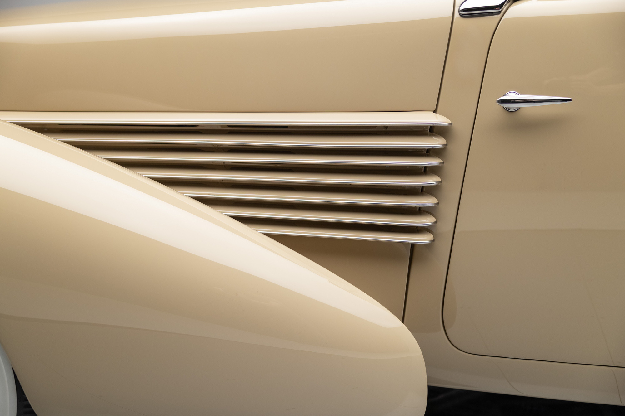 1937 Cord 812 Phaeton 40