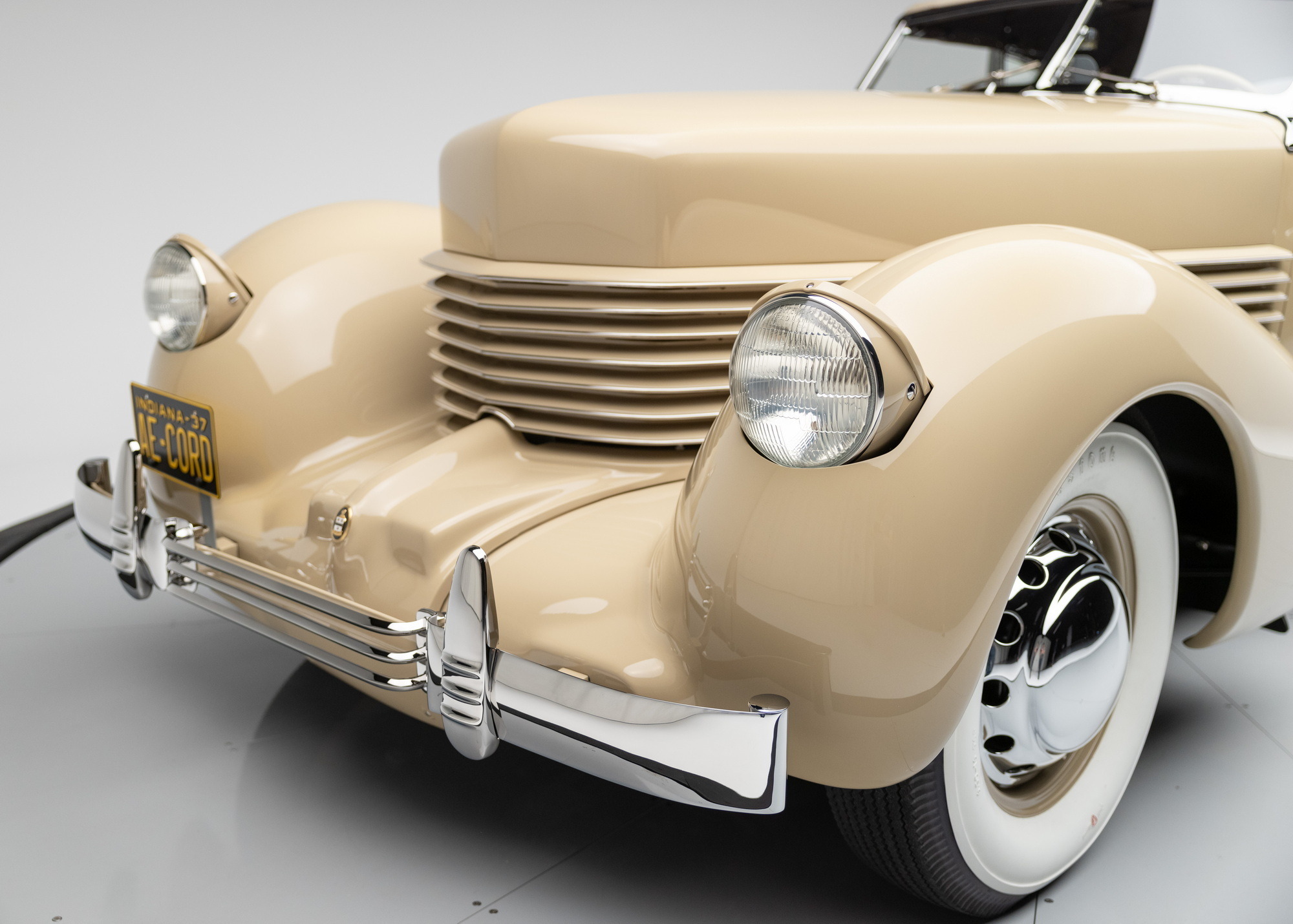 1937 Cord 812 Phaeton 49