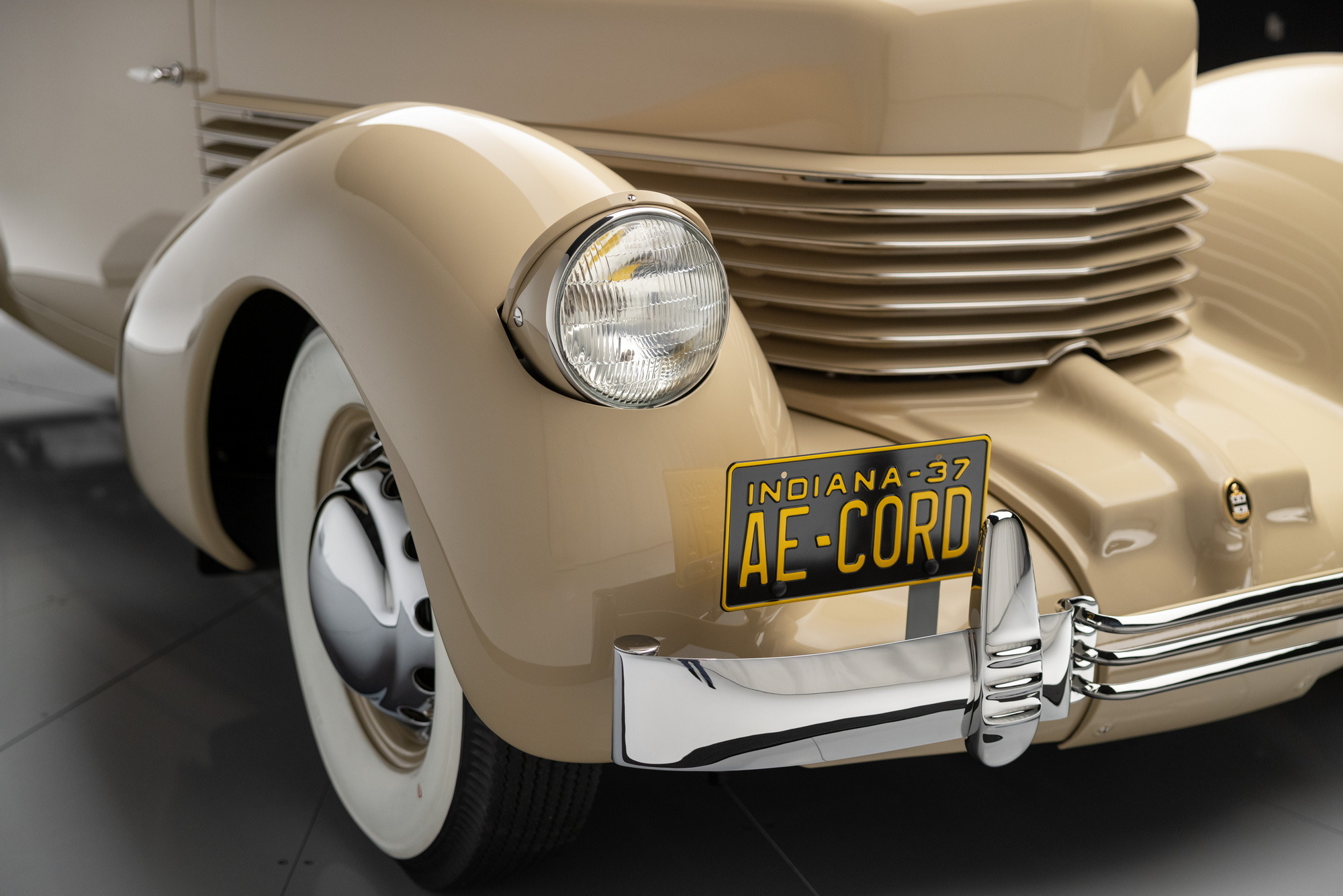 1937 Cord 812 Phaeton 51