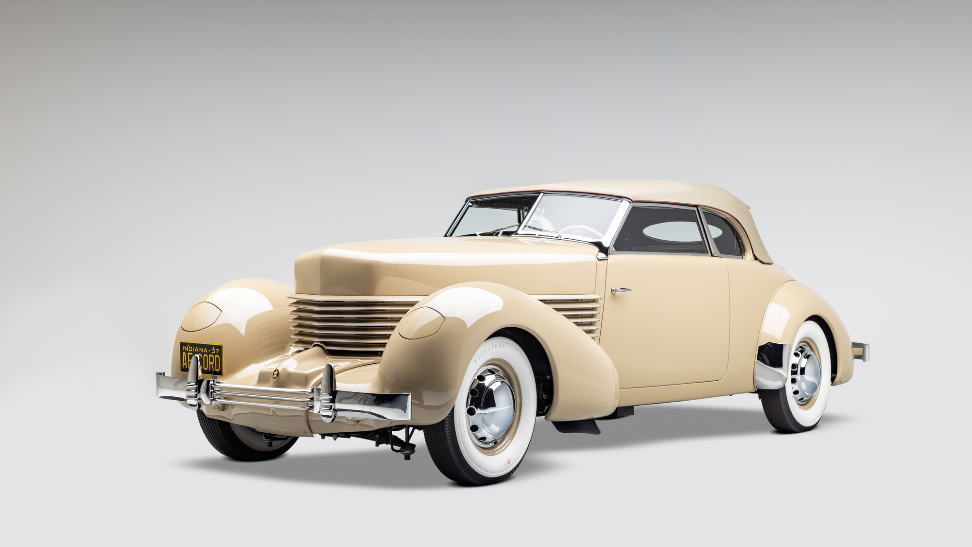 1937 Cord 812 Phaeton 7