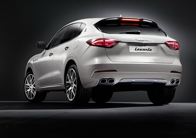 2017-Maserati-Levante-5.jpg