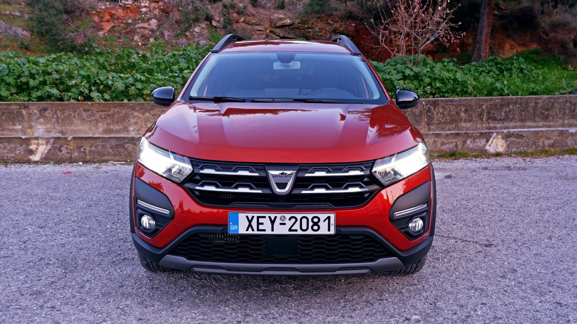 Dacia Jogger Exterior Parking (2)