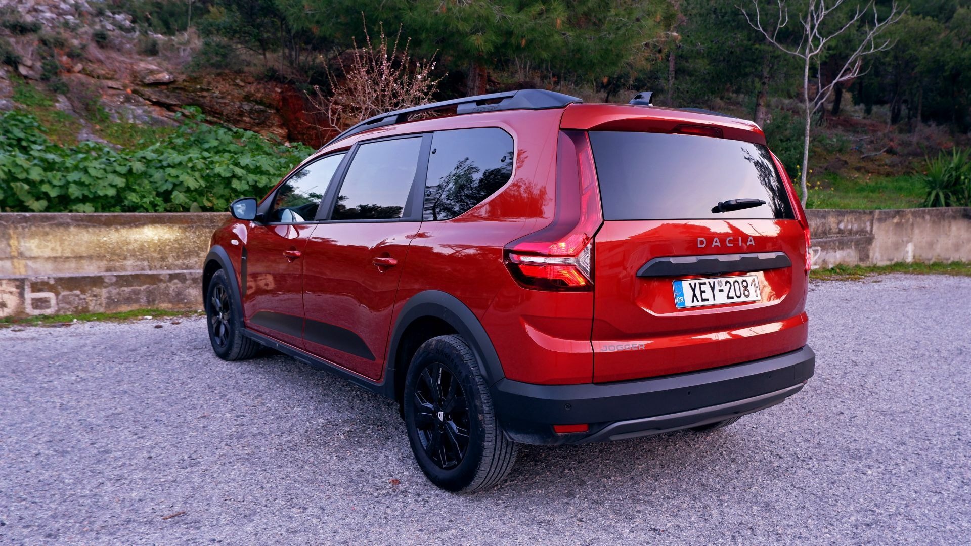 Dacia Jogger Exterior Parking (4)