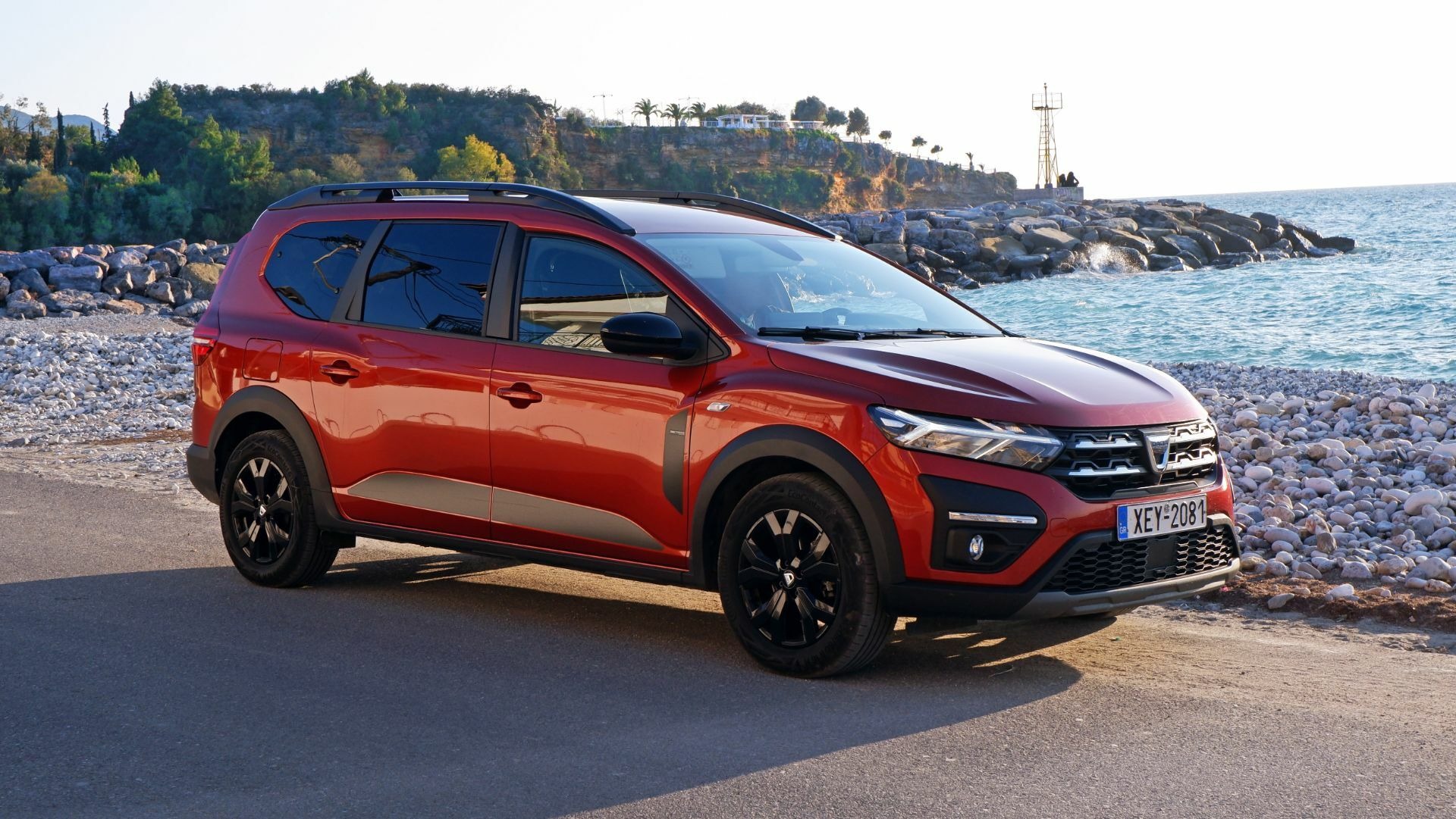 Dacia Jogger Exterior Road (2)