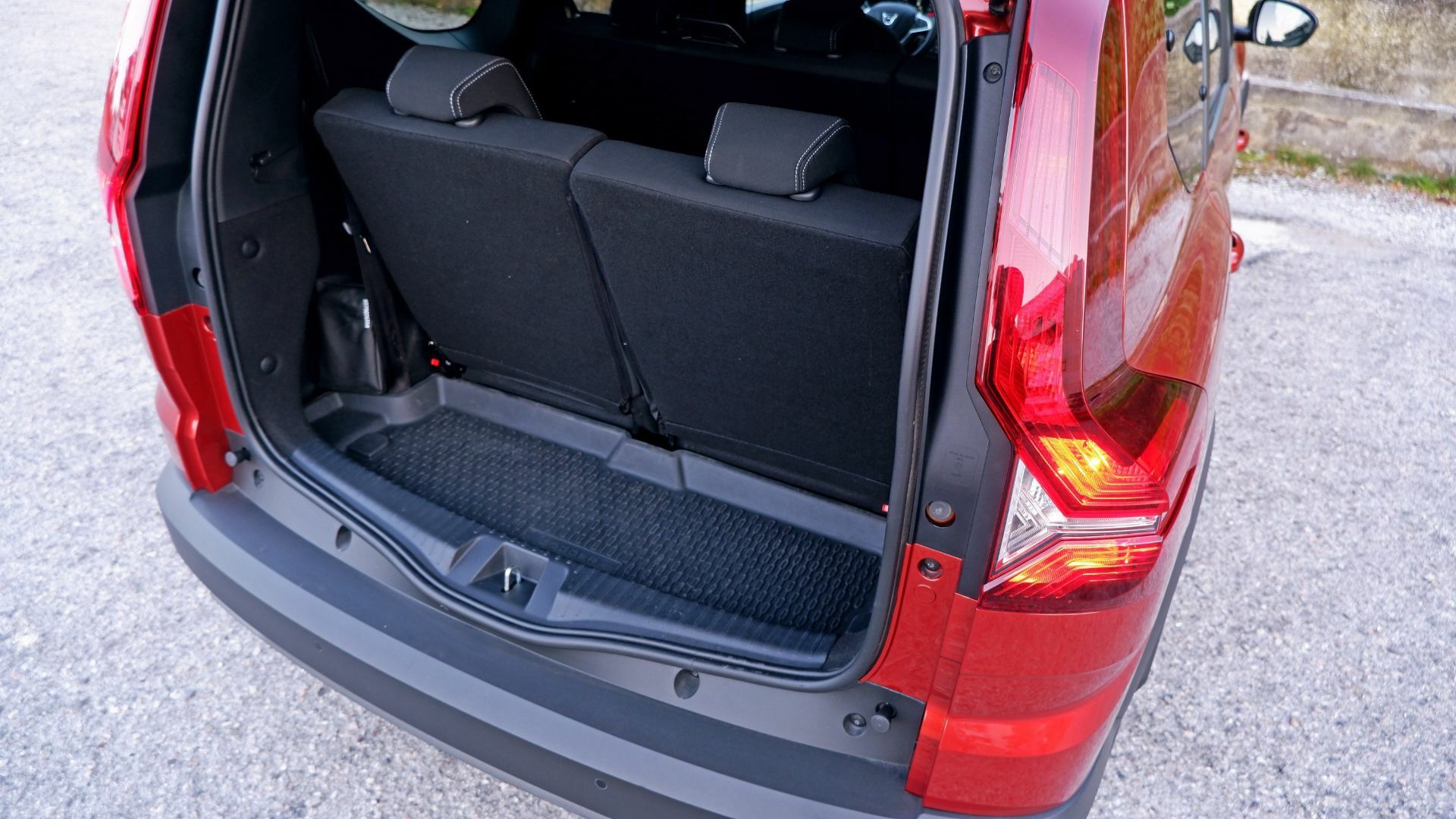 Dacia Jogger Interior (12)