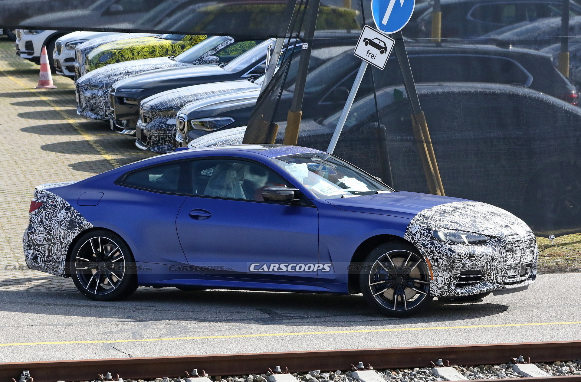 BMW M440i Coupe Facelift Scoop (5)
