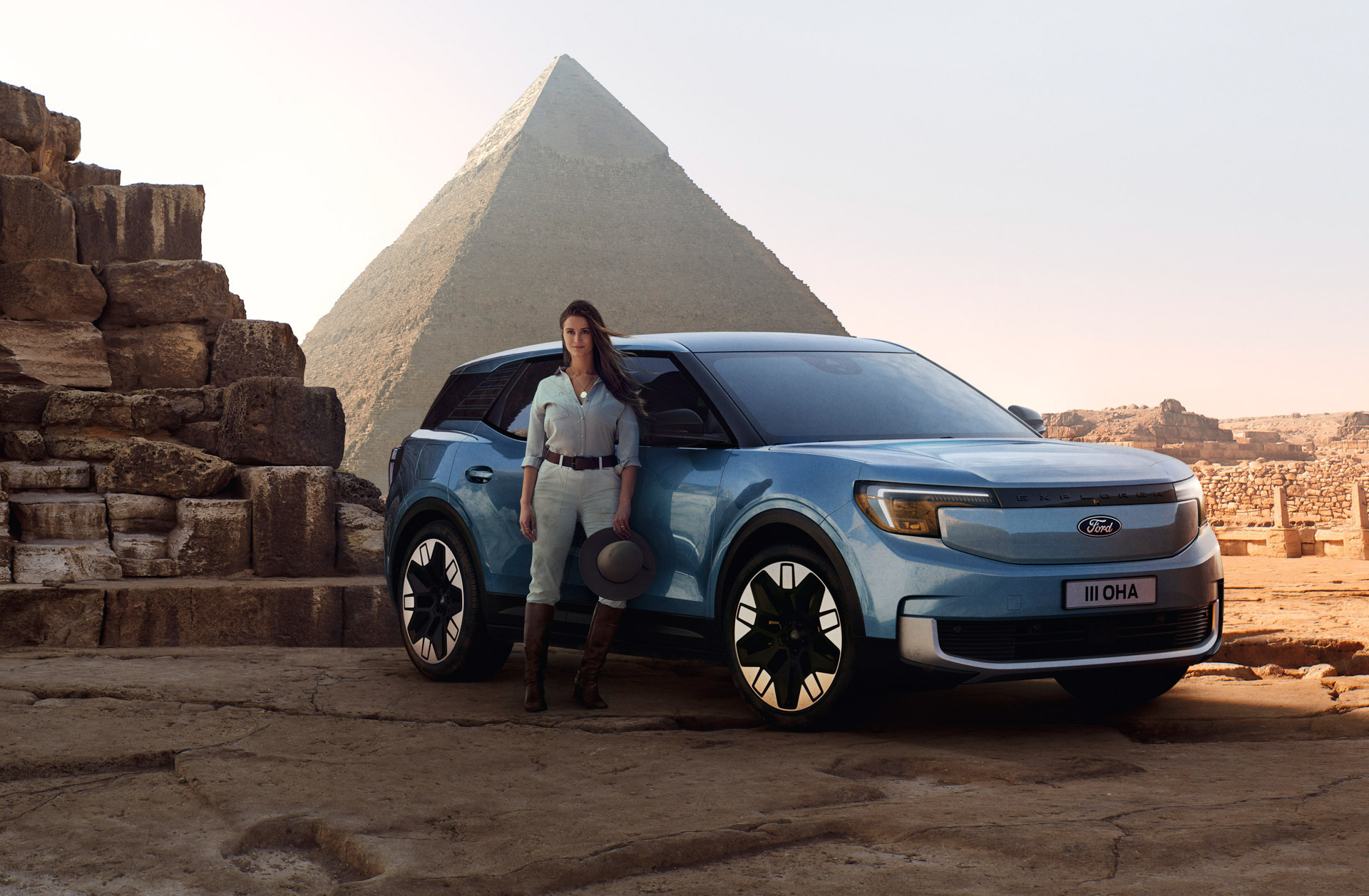 Ford Explorer EV 00007