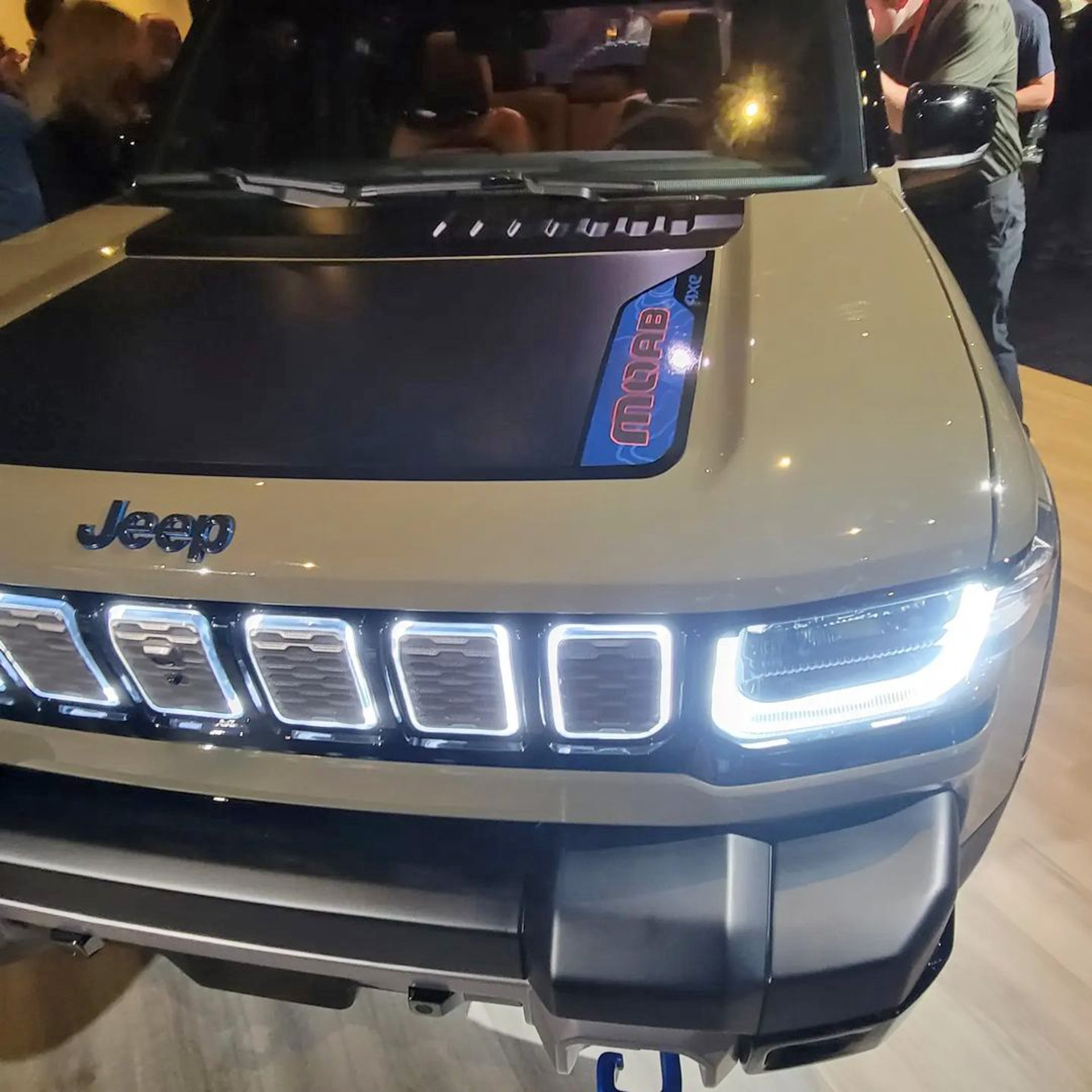 Jeep Recon Moab 4xe 00001