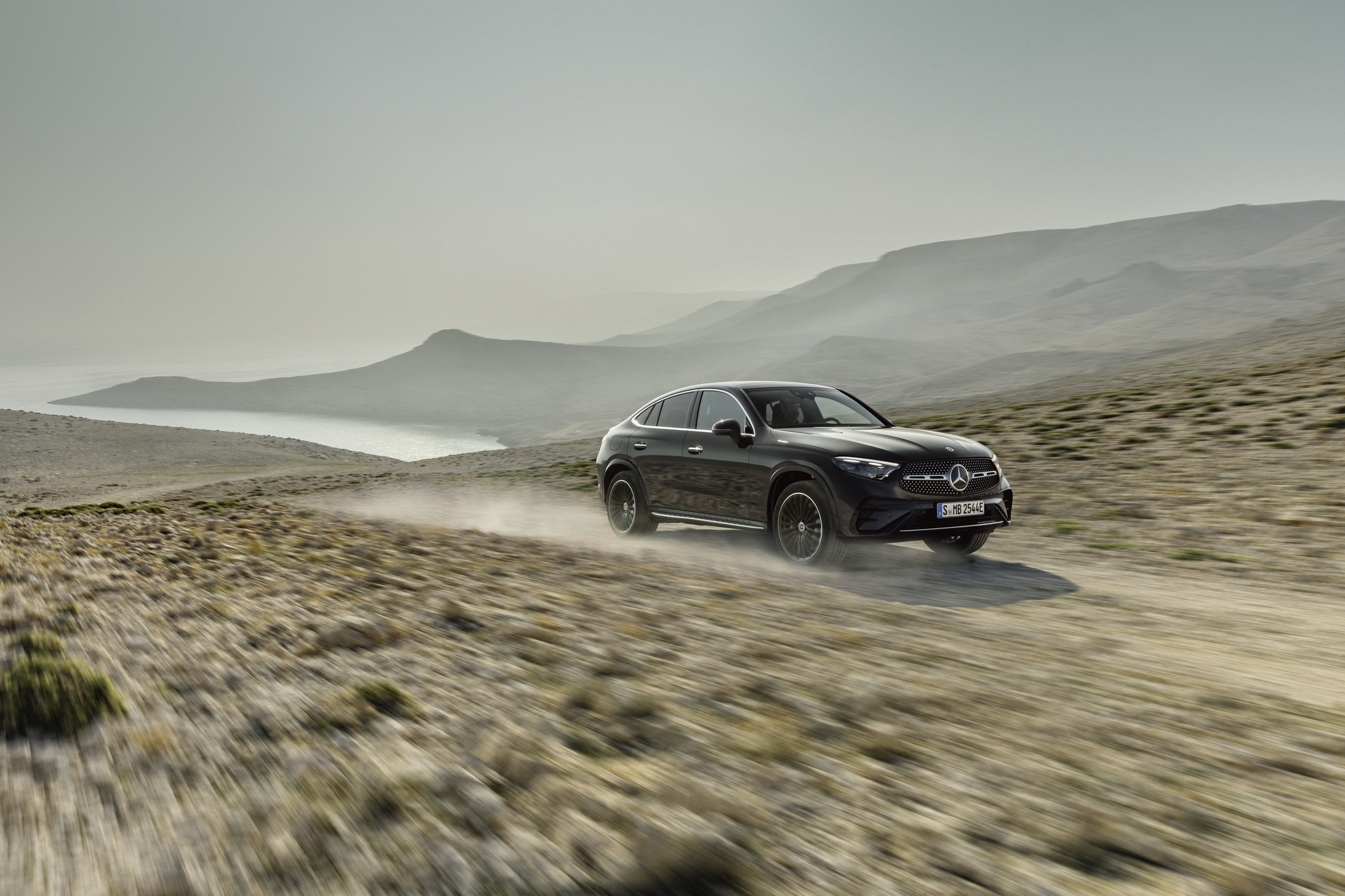 2024-Mercedes-Benz-GLC-Coupe-11