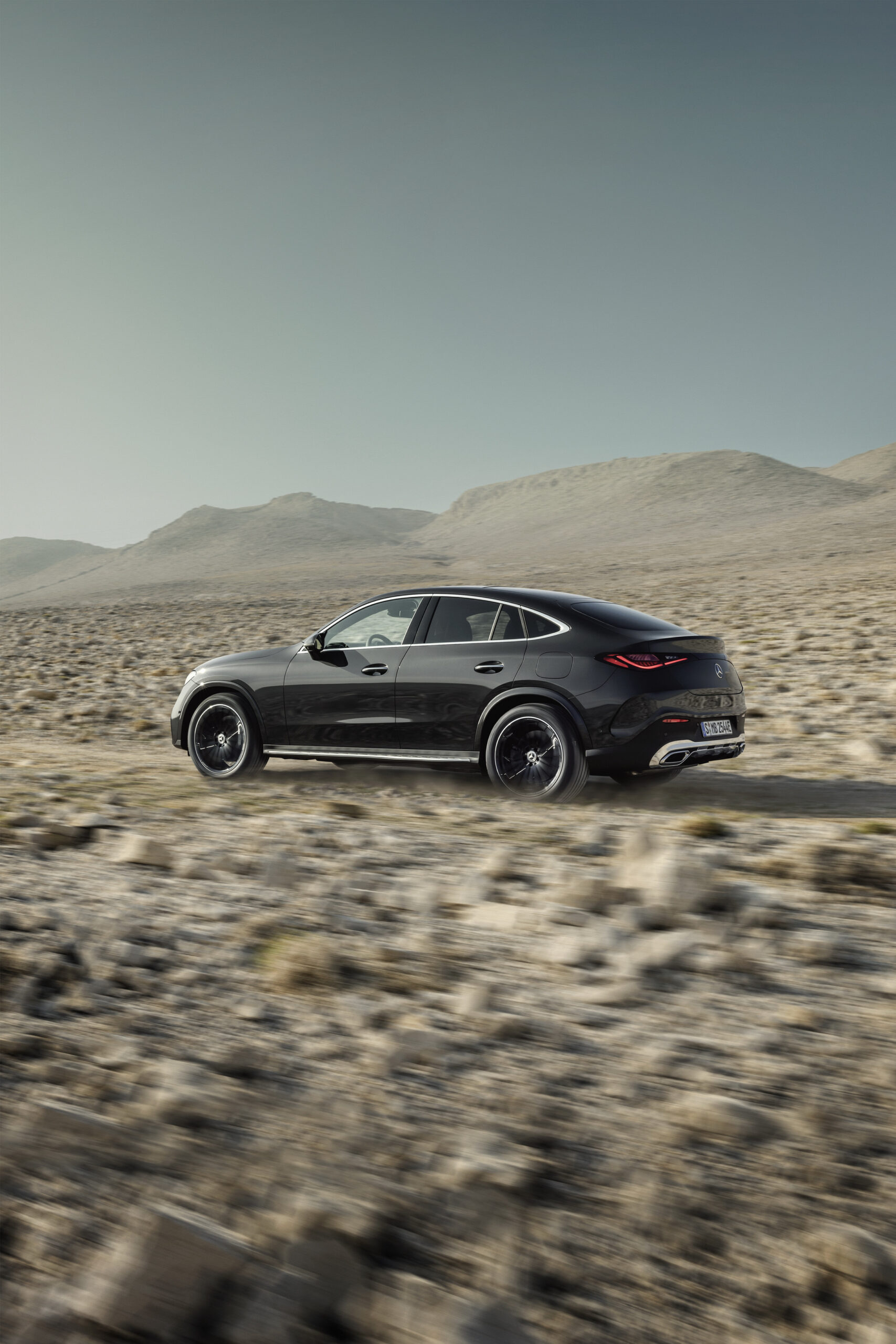 2024-Mercedes-Benz-GLC-Coupe-19