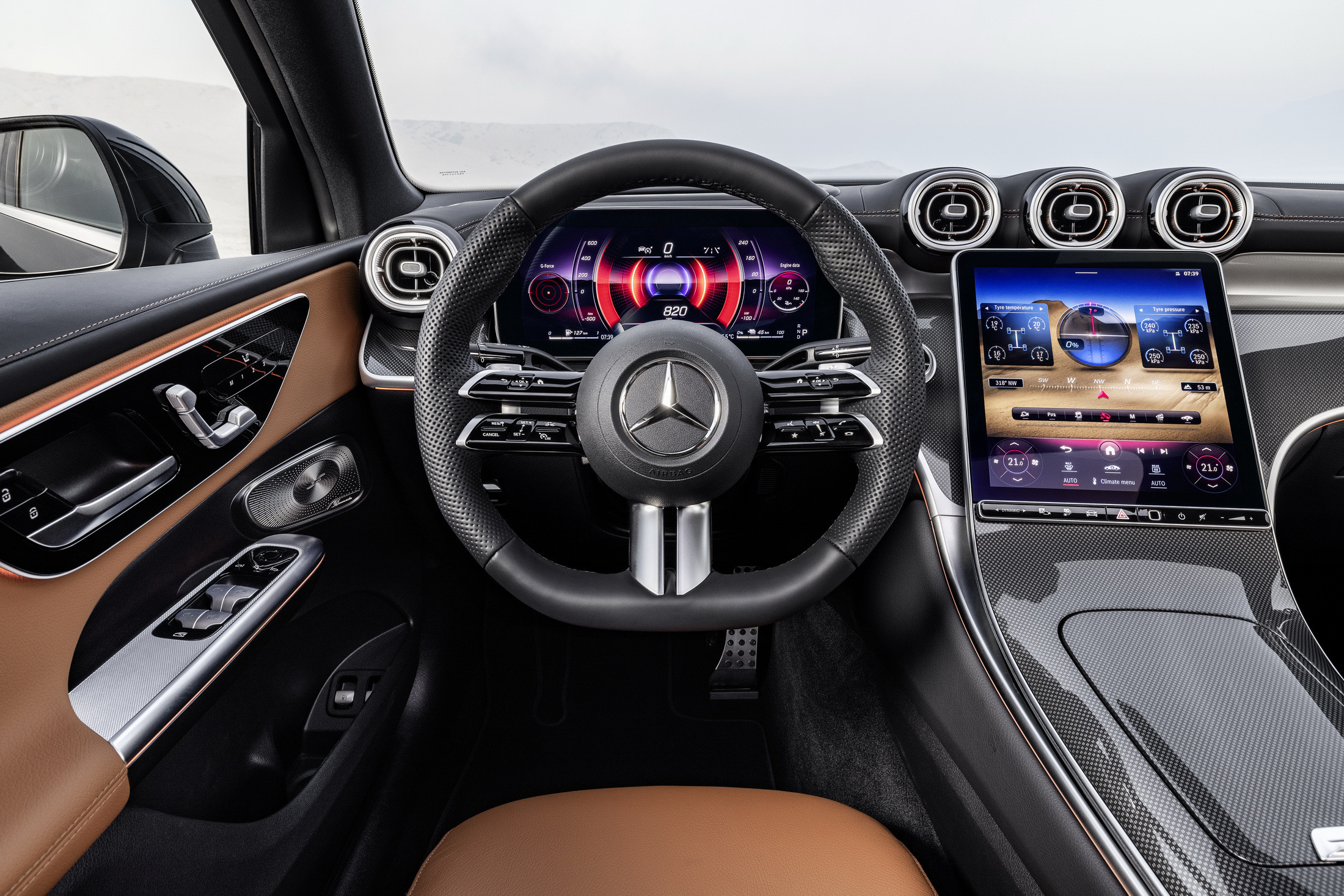 2024-Mercedes-Benz-GLC-Coupe-31