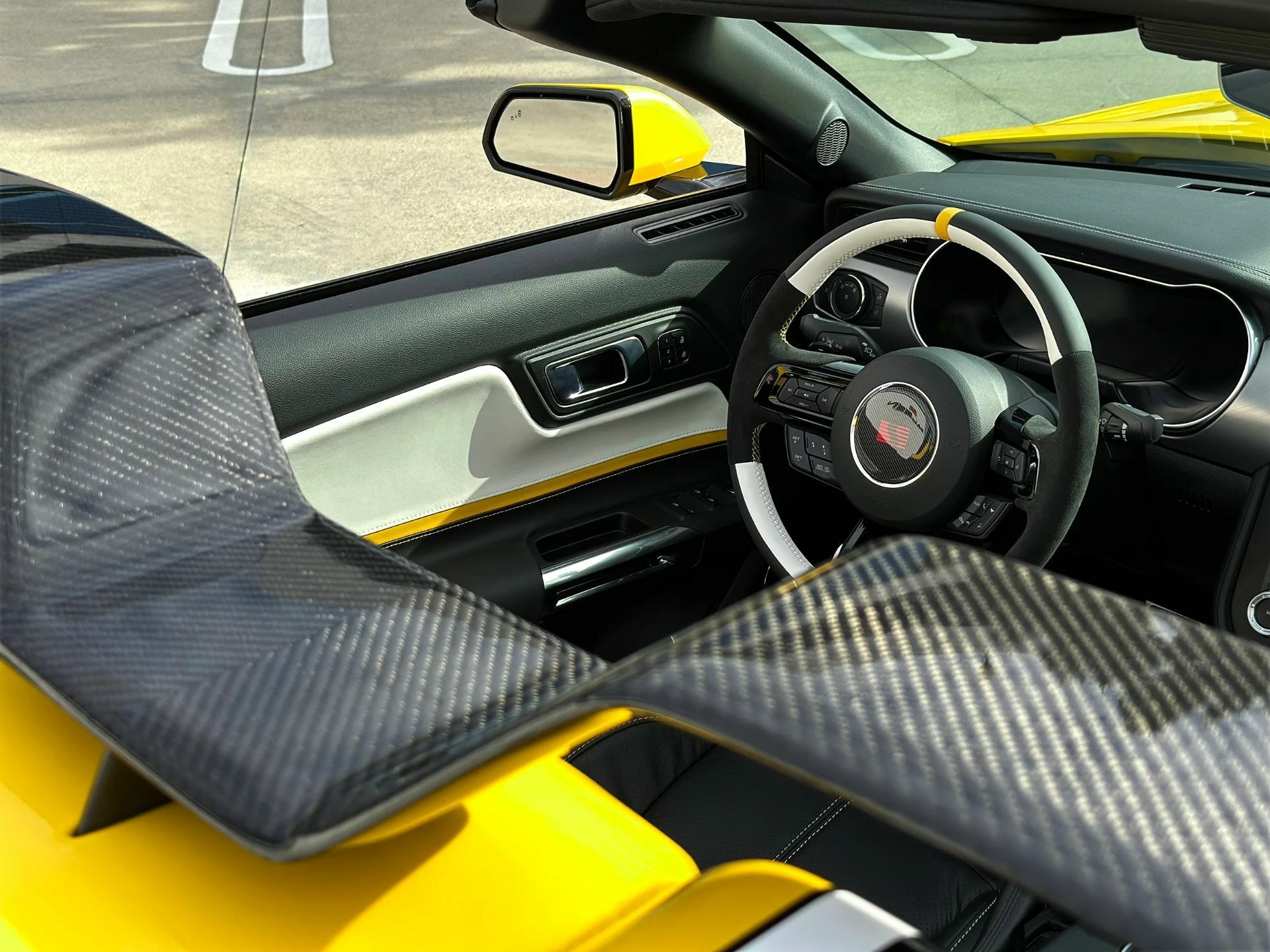 Ford Mustang Saleen SA-40 (4)