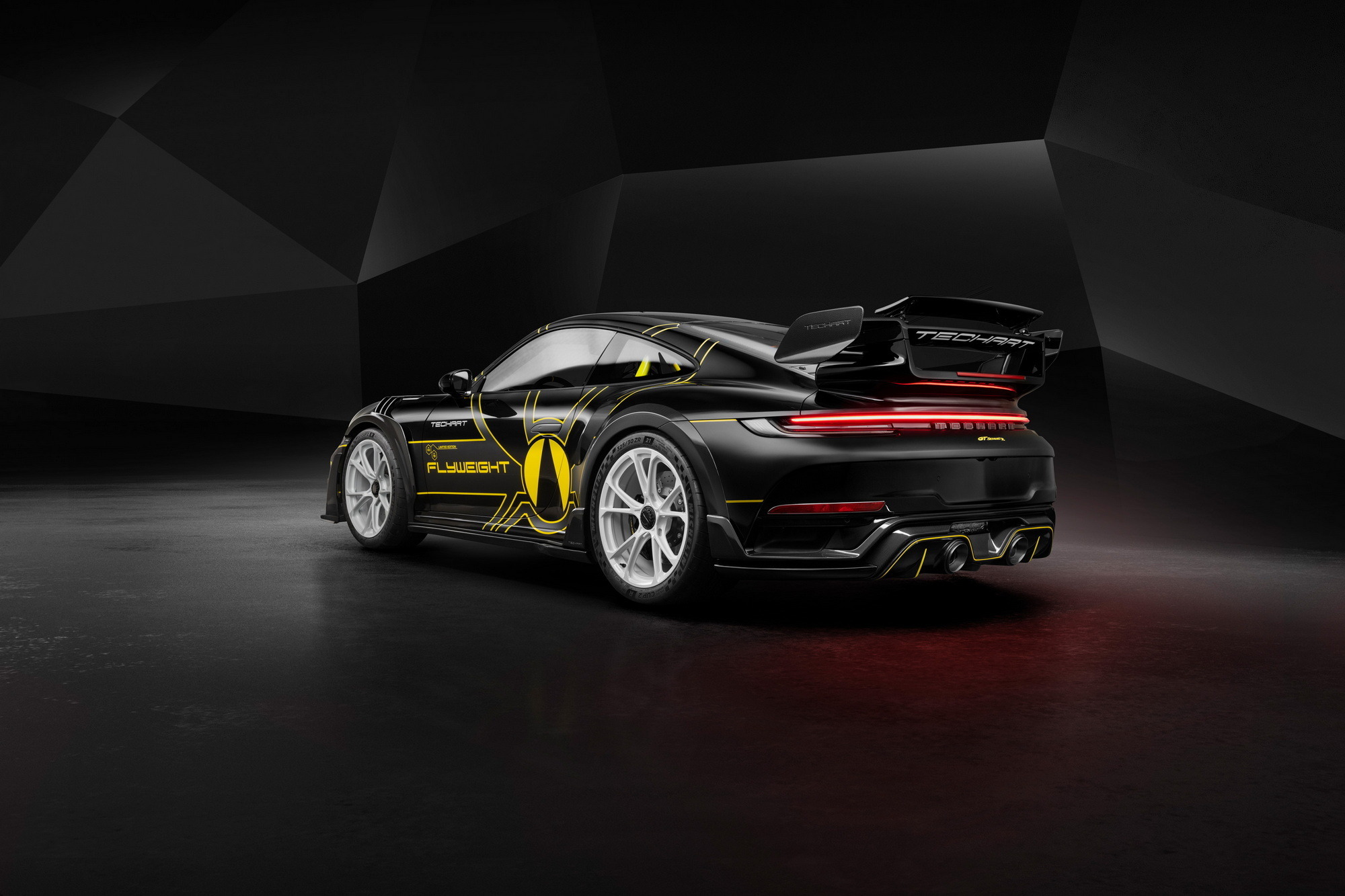 2023 Porsche 911 Turbo S Techart GTstreet R Flyweight 18