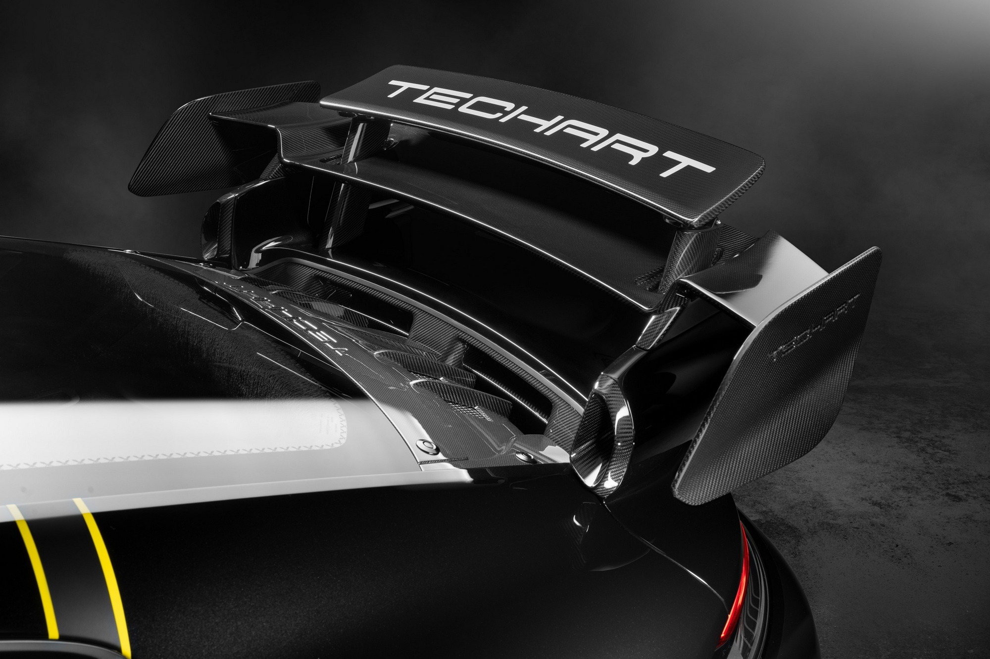 2023 Porsche 911 Turbo S Techart GTstreet R Flyweight 28
