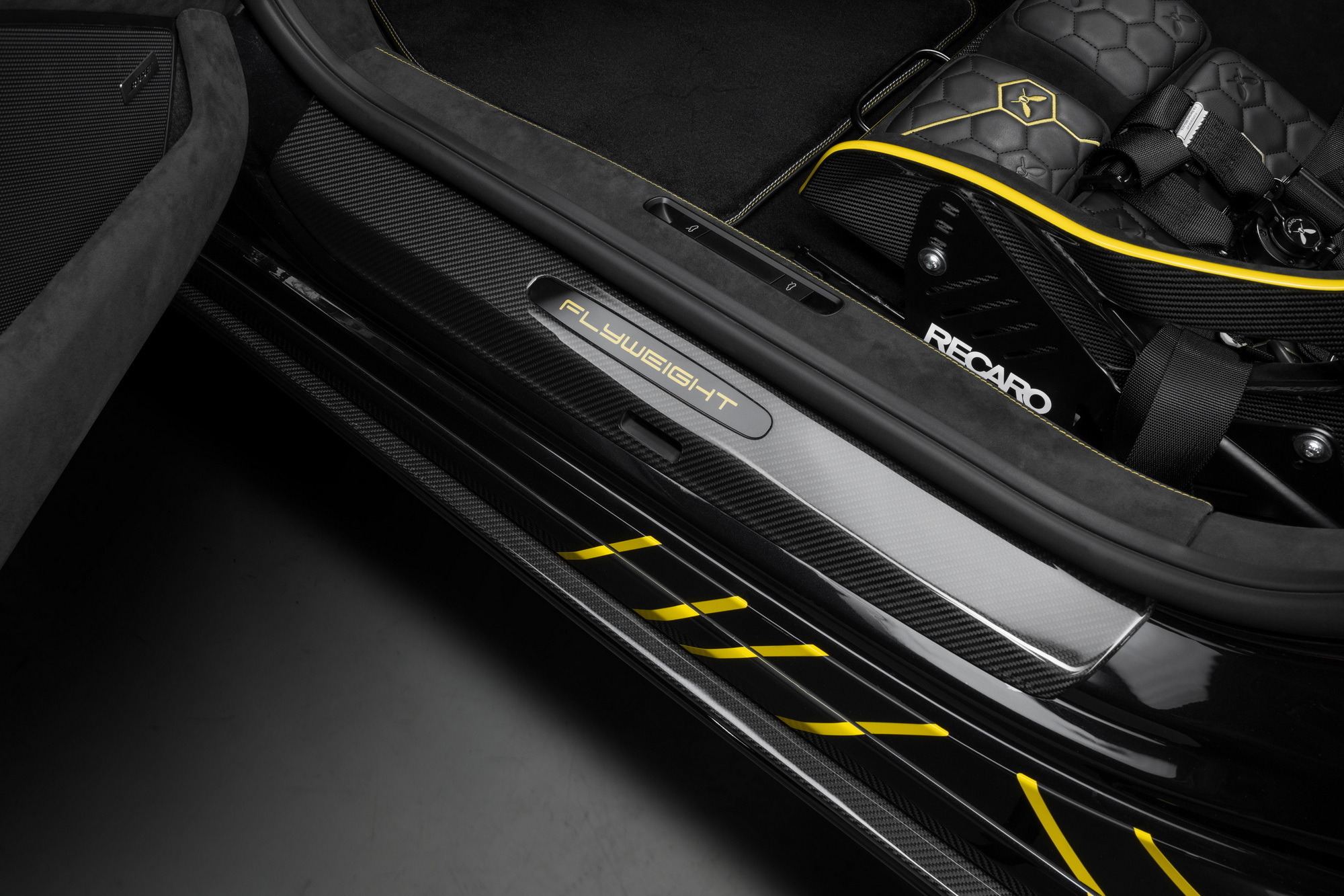 2023 Porsche 911 Turbo S Techart GTstreet R Flyweight 34
