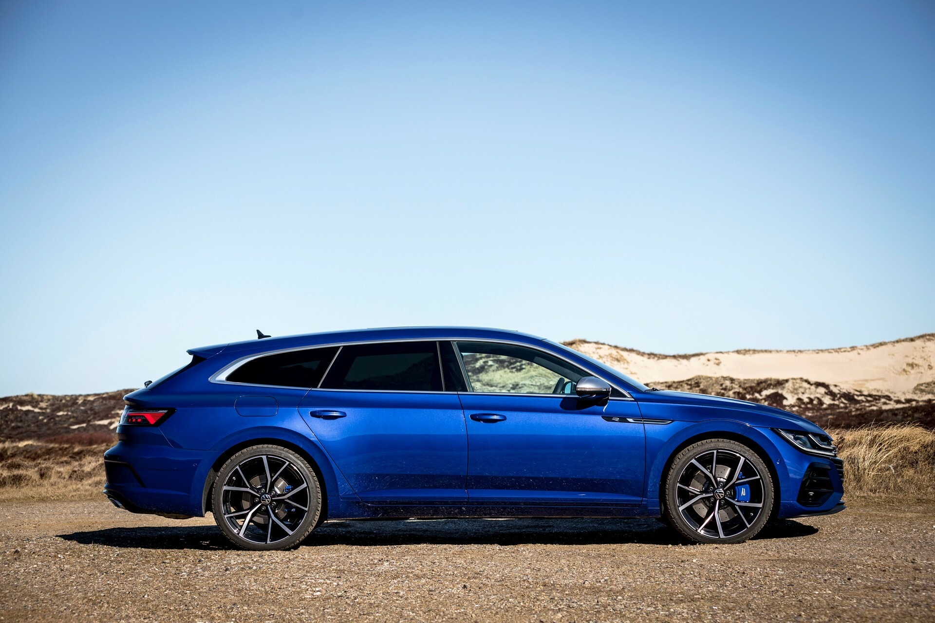2021 VW Arteon Shooting Brake 13