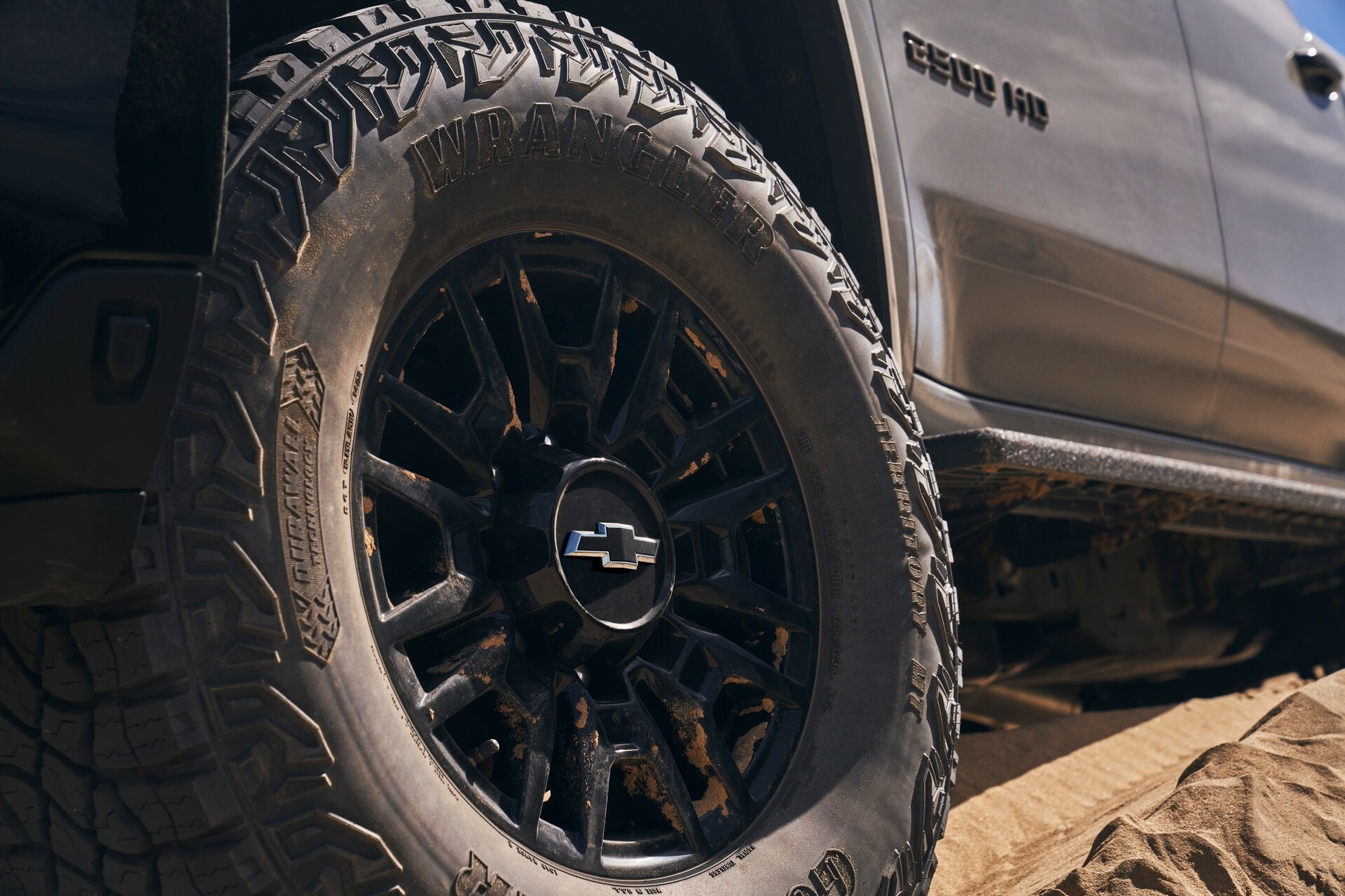 2024 Chevrolet Silverado HD ZR2 10