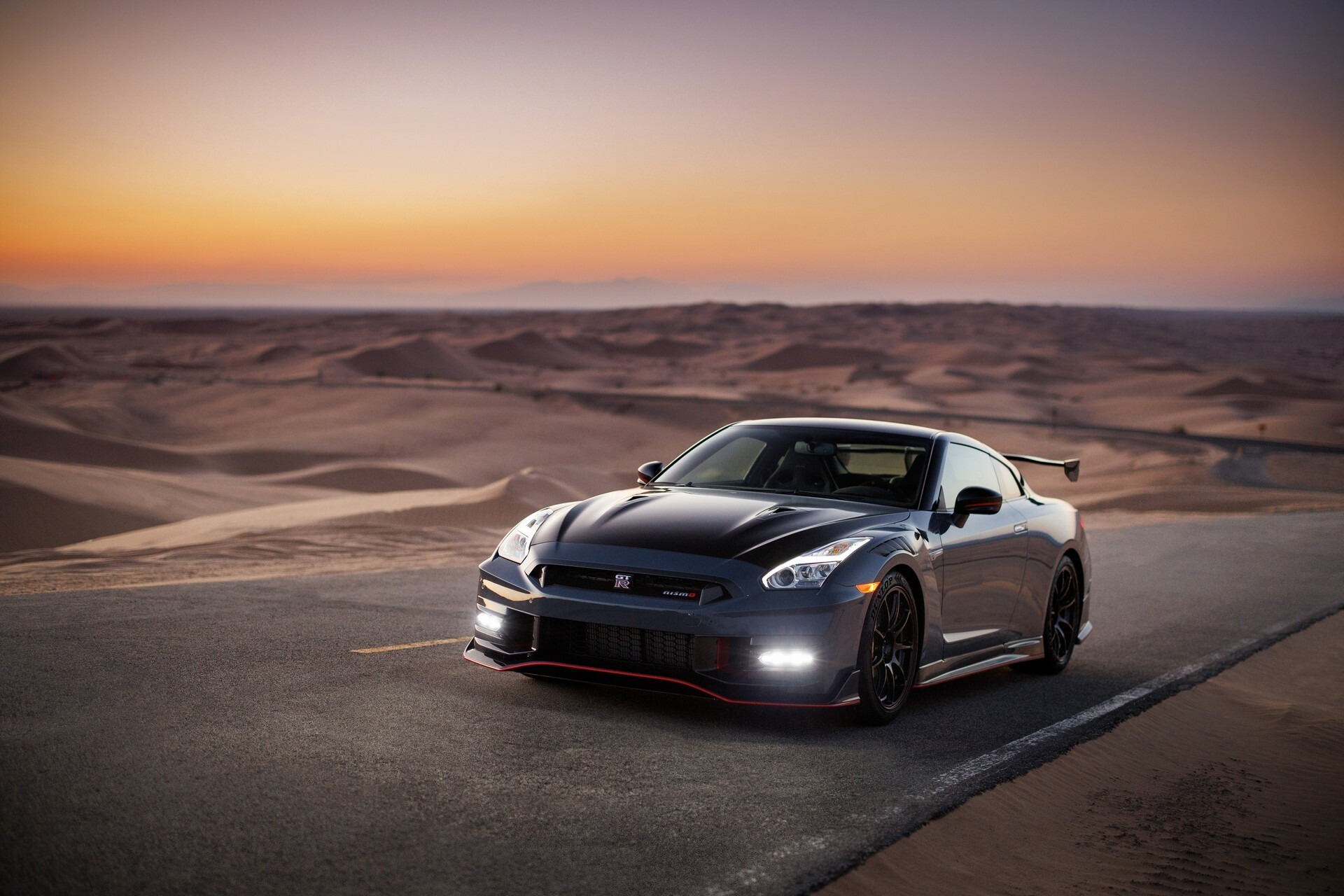 2024 Nissan GT-R 9