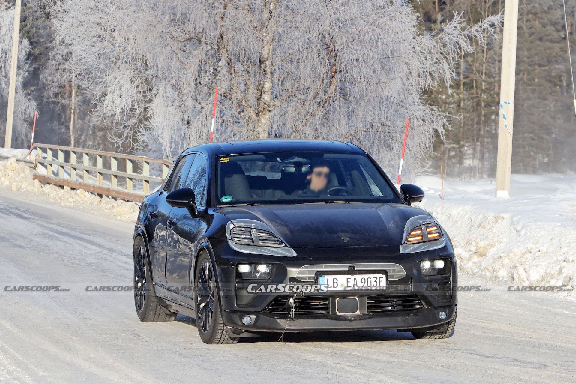 Porsche Macan EV scoop 00009