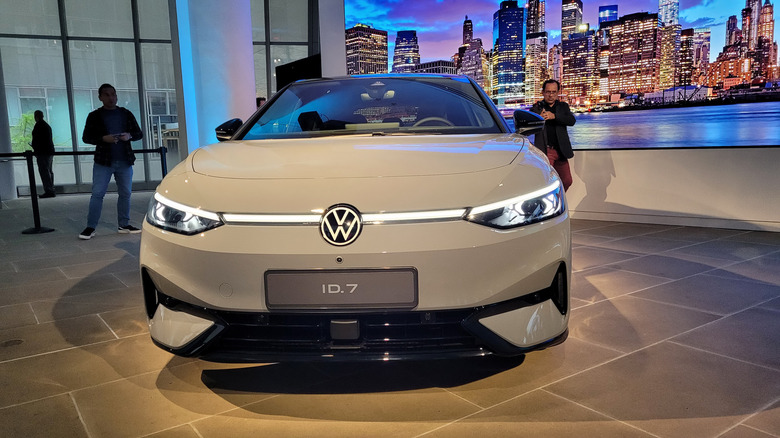 VW-ID7-USA-Carscoops-5