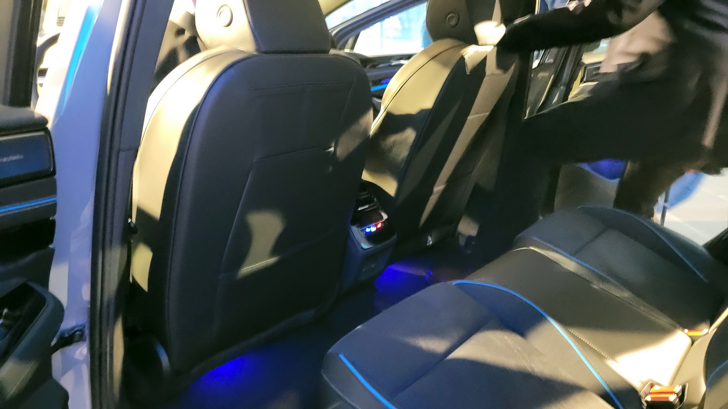 VW-ID7-USA-Carscoops-21