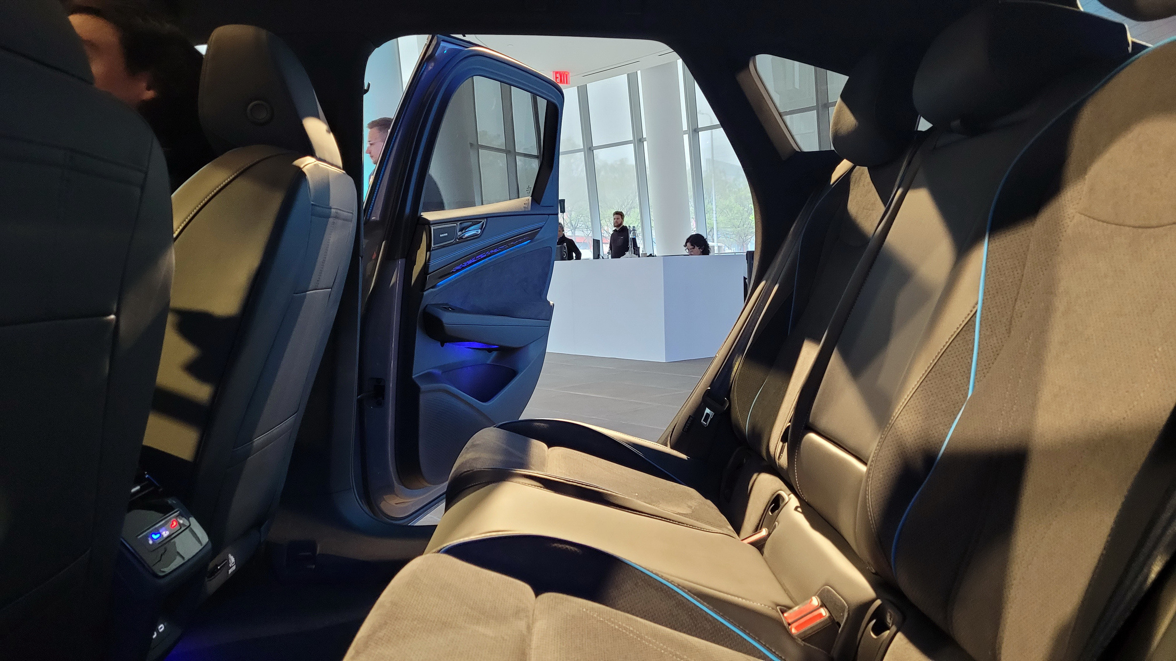 VW-ID7-USA-Carscoops-23