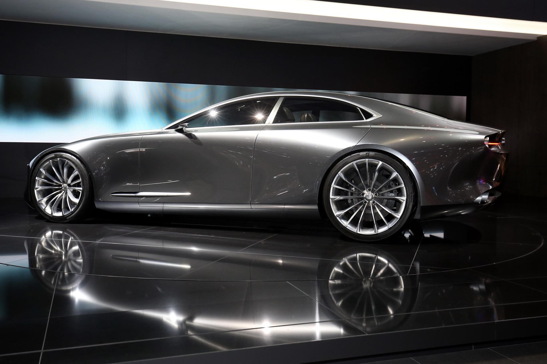 Mazda Vision Coupe Sedan 9