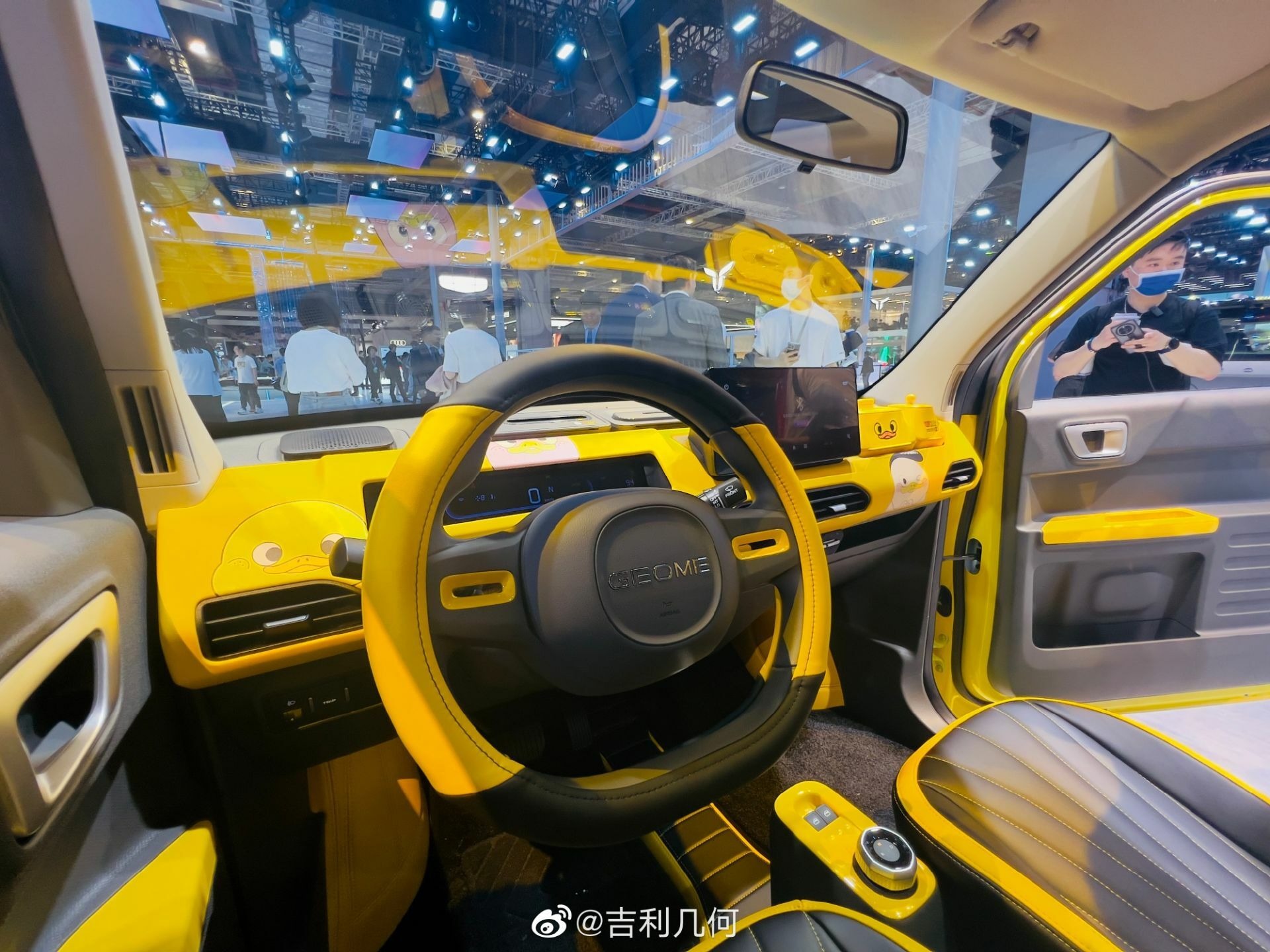 Geely Panda Mini Little Yellow Duck Limited Edition (13)