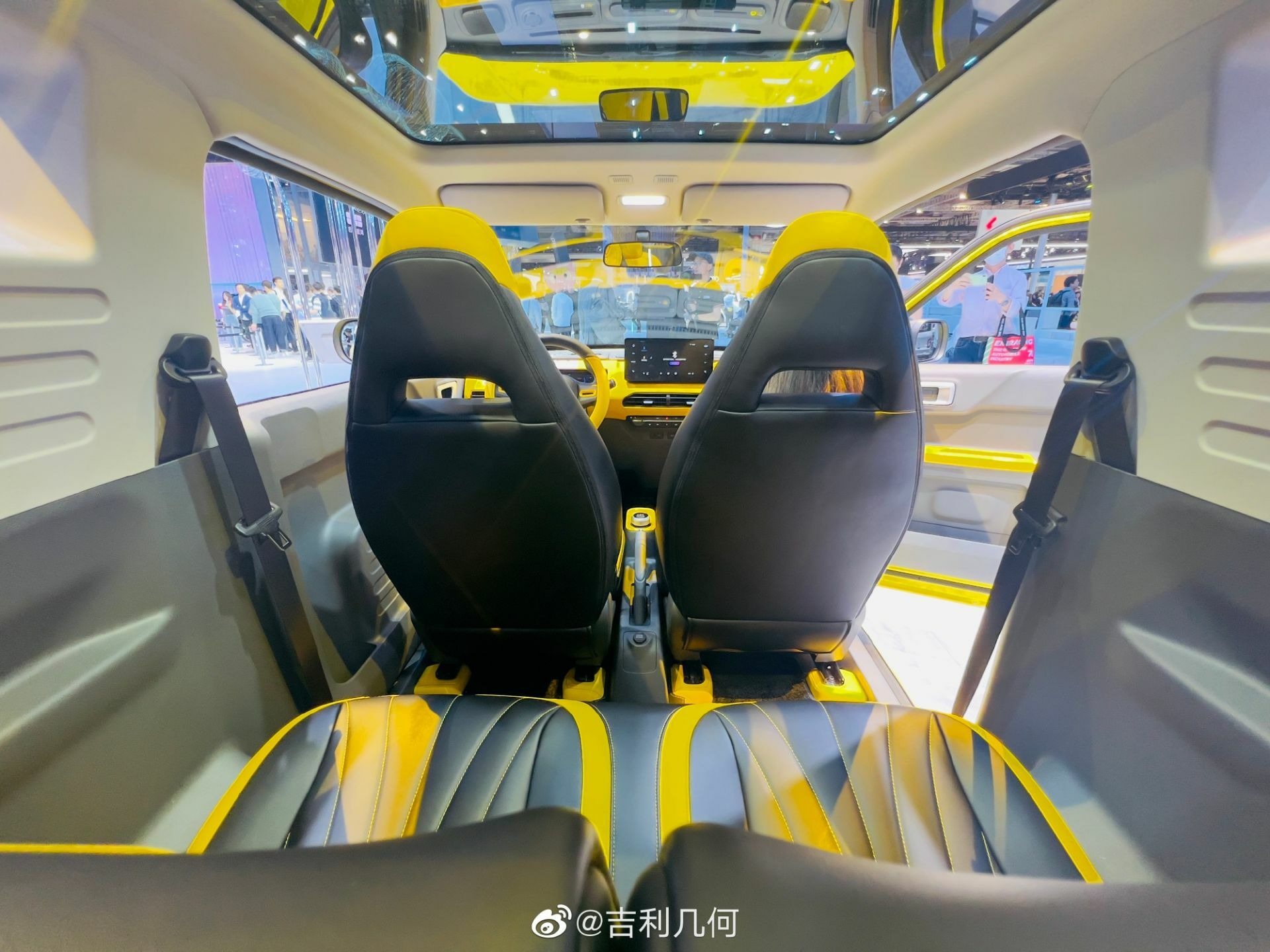 Geely Panda Mini Little Yellow Duck Limited Edition (15)