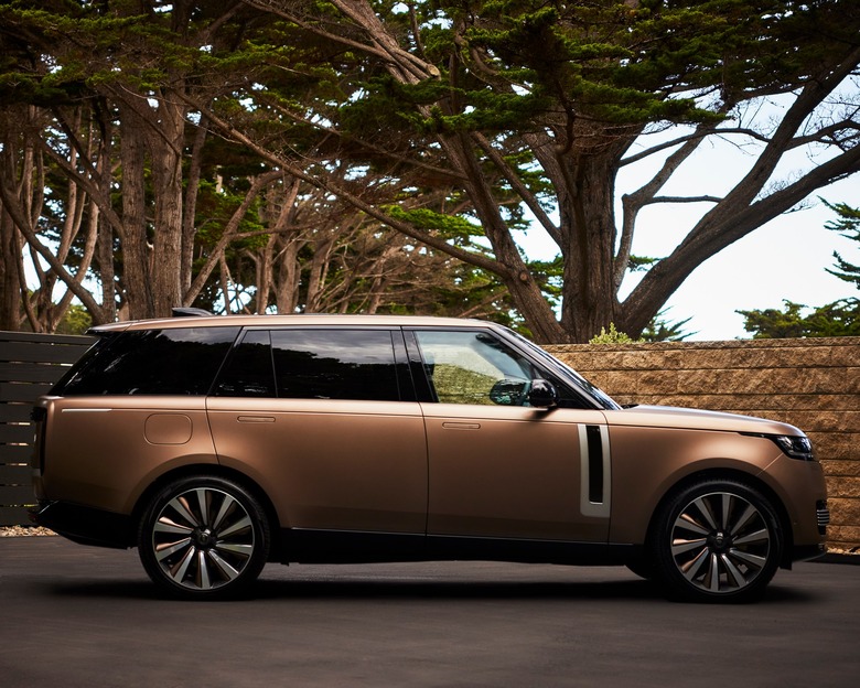 2023 Range Rover SV Carmel Edition 9