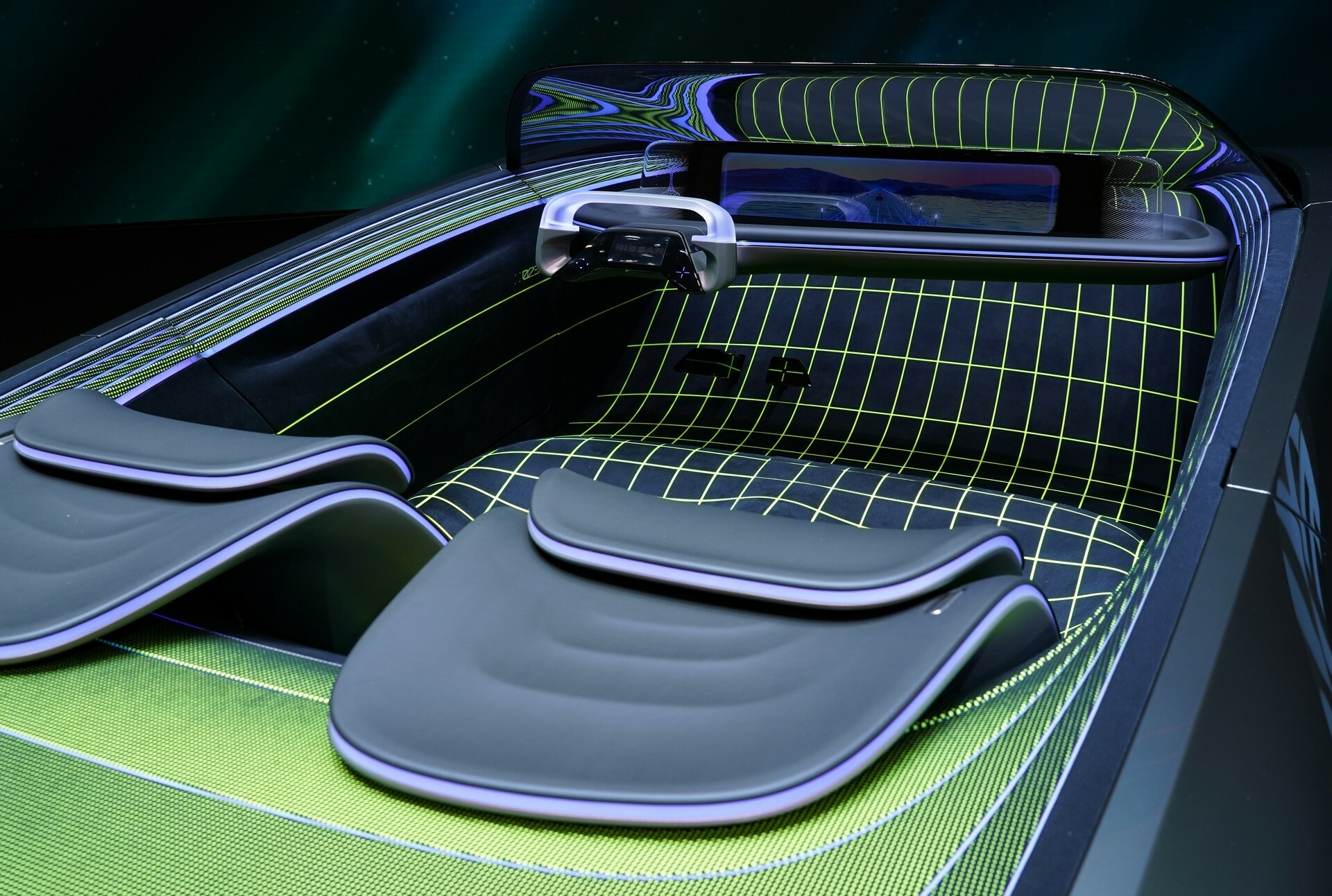 Nissan Max-Out Concept 11