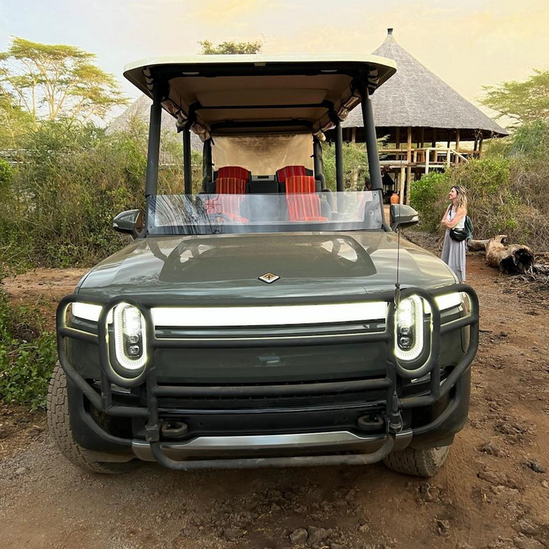 Rivian R1T Safari 6