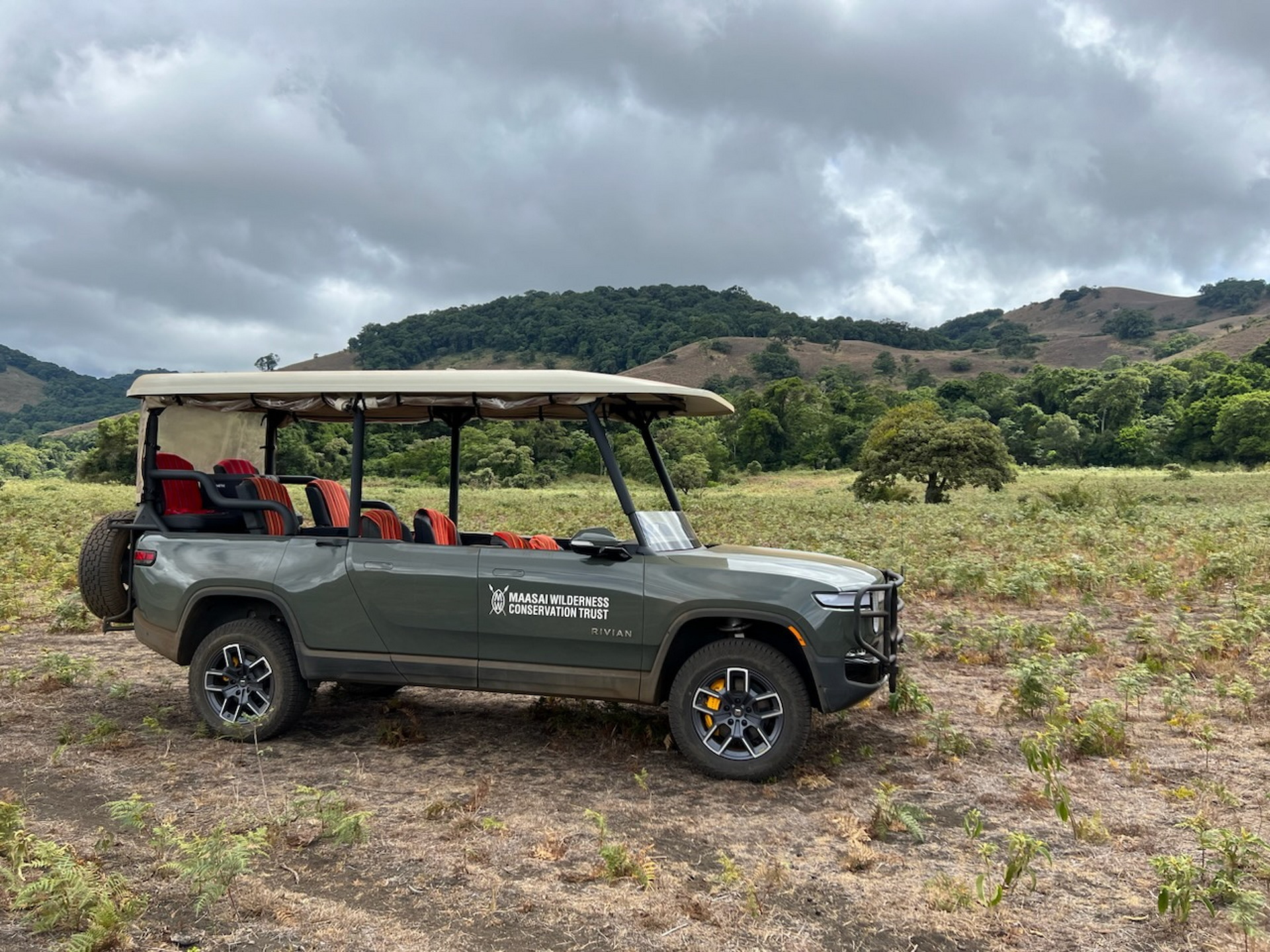 Rivian R1T Safari 2