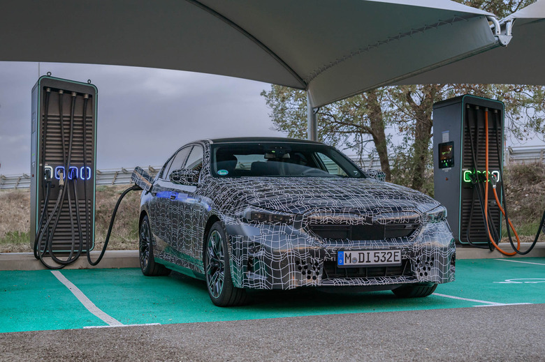 BMW i5 M60 00026