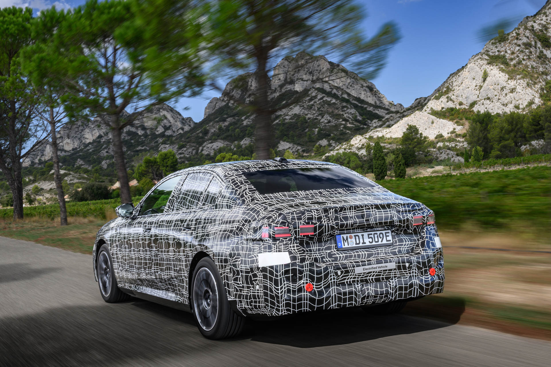 BMW i5 eDrive40 00014