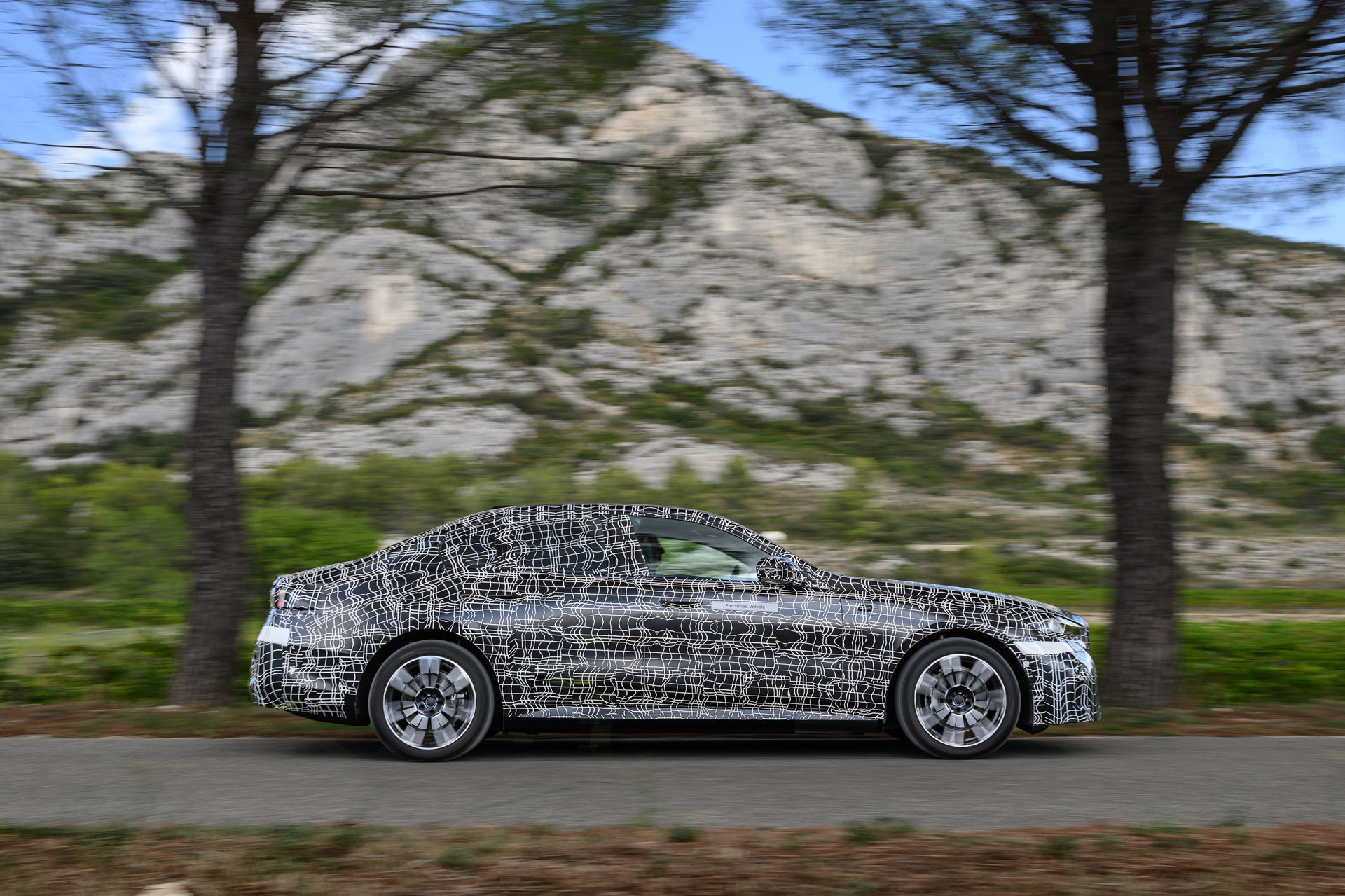 BMW i5 eDrive40 00016