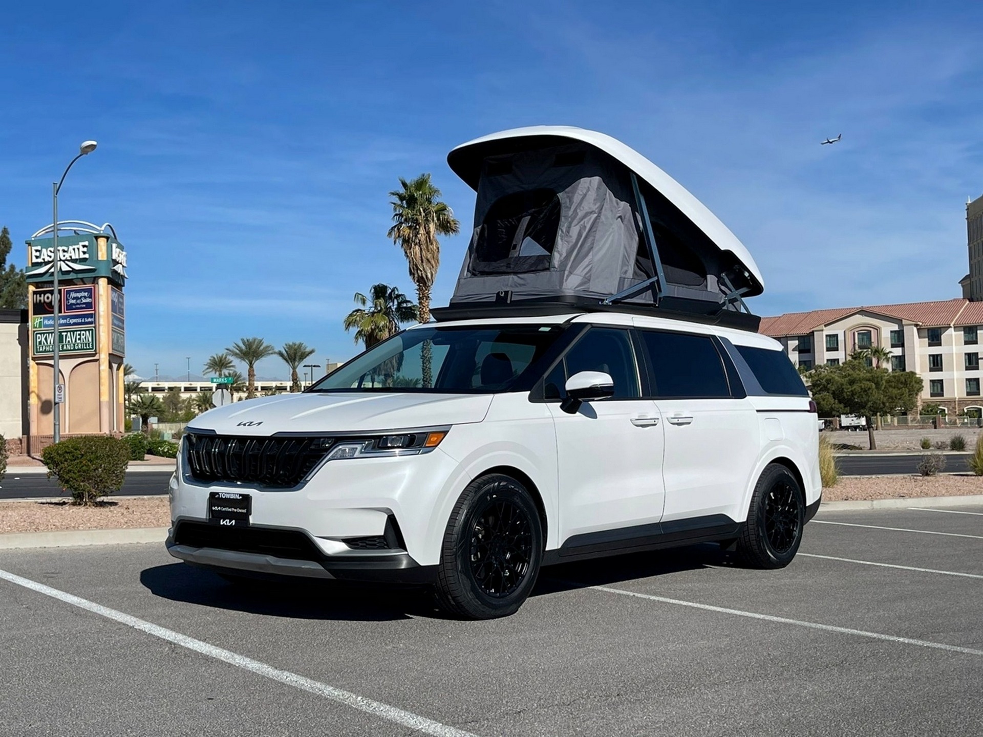 Kia Carnival Roof Tent - 3