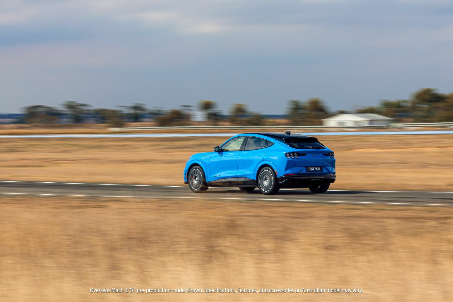 Ford Mustang Mach-E - 35