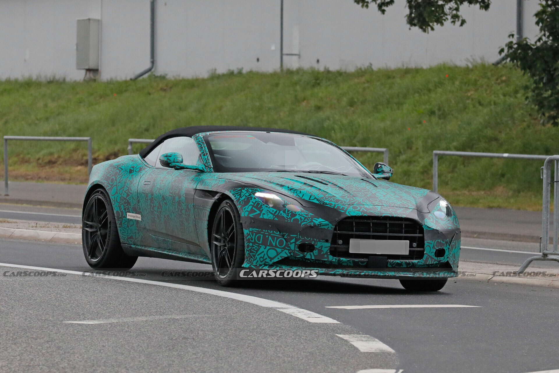 2024 Aston Martin DB12 Volante 112