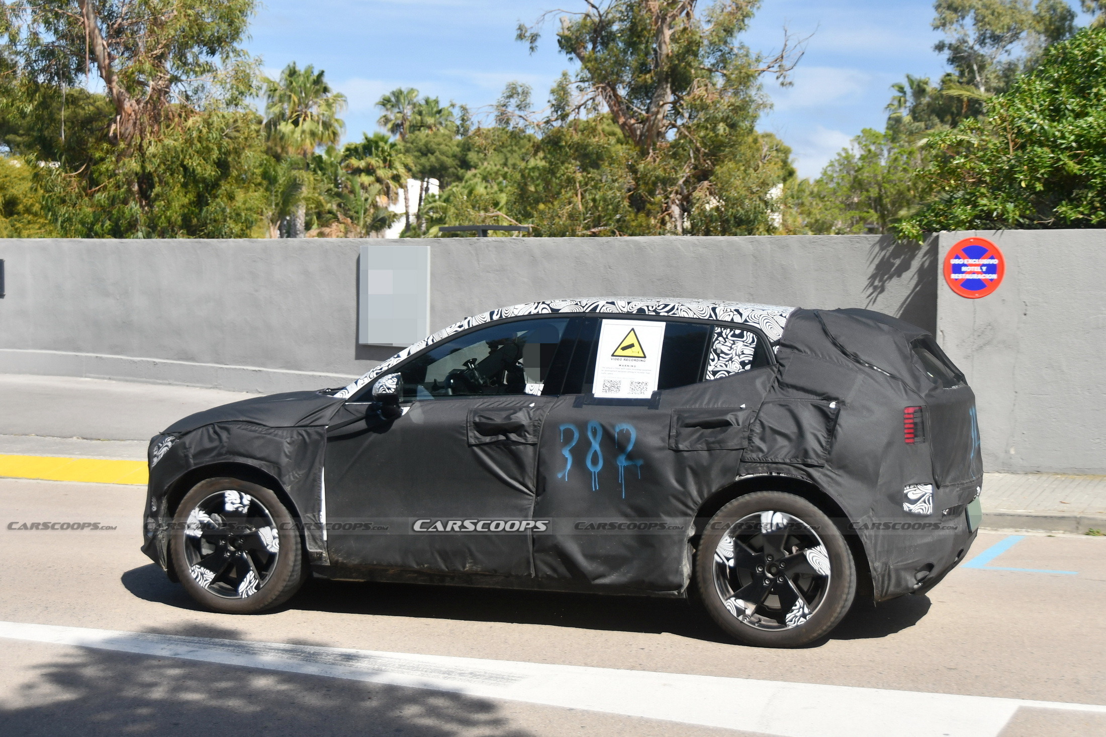 2024 Volvo EX30 8