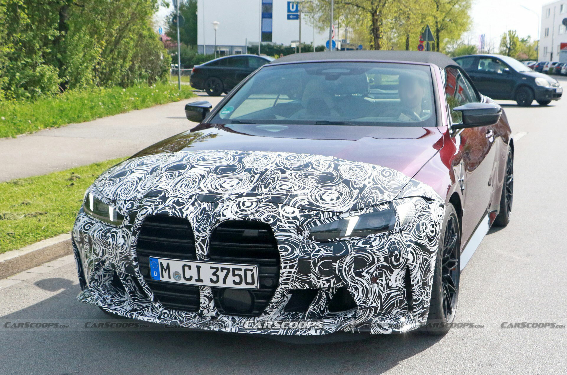 2025-BMW-M4-Cabrio-3