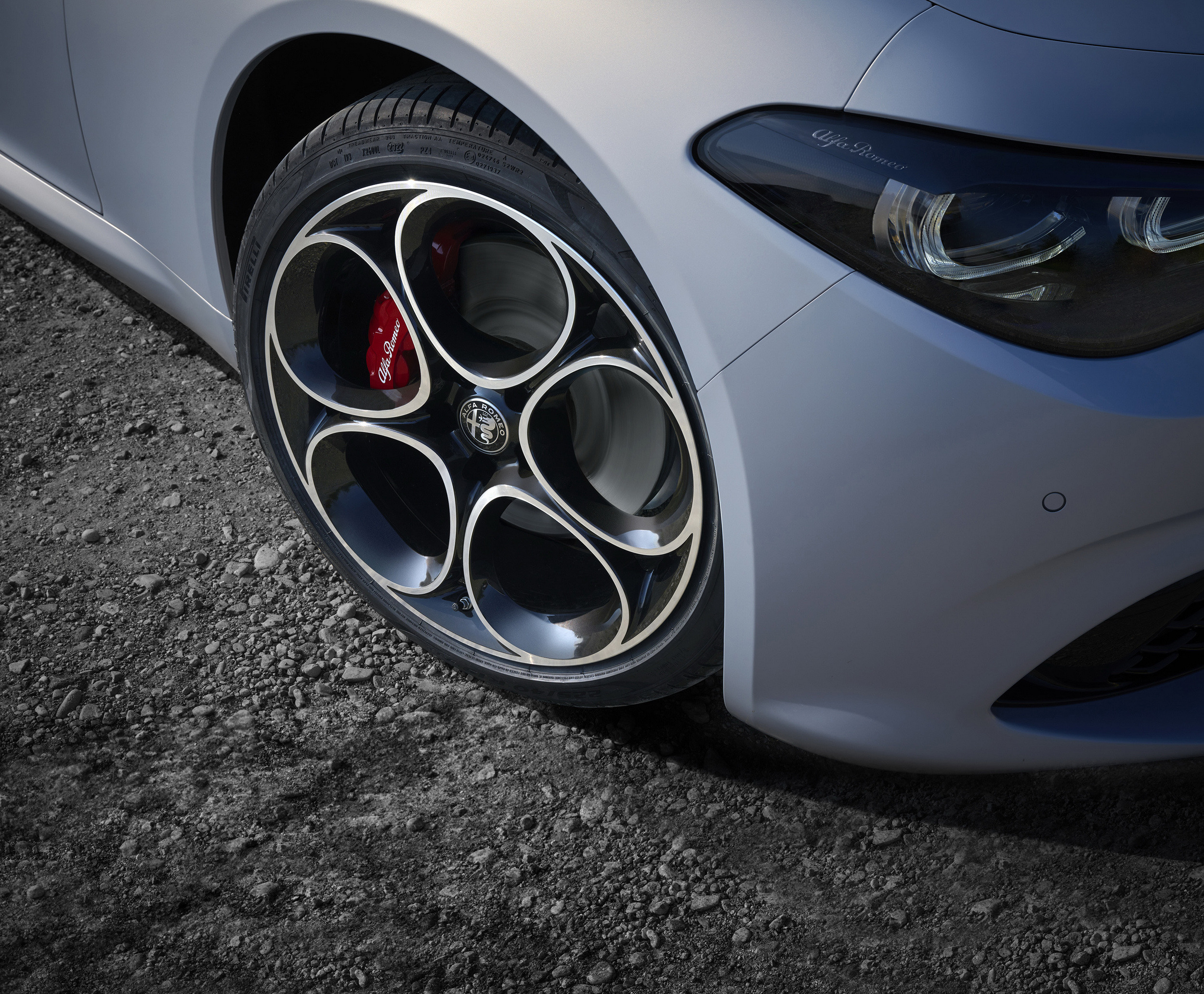 2024 Alfa Romeo Giulia 13