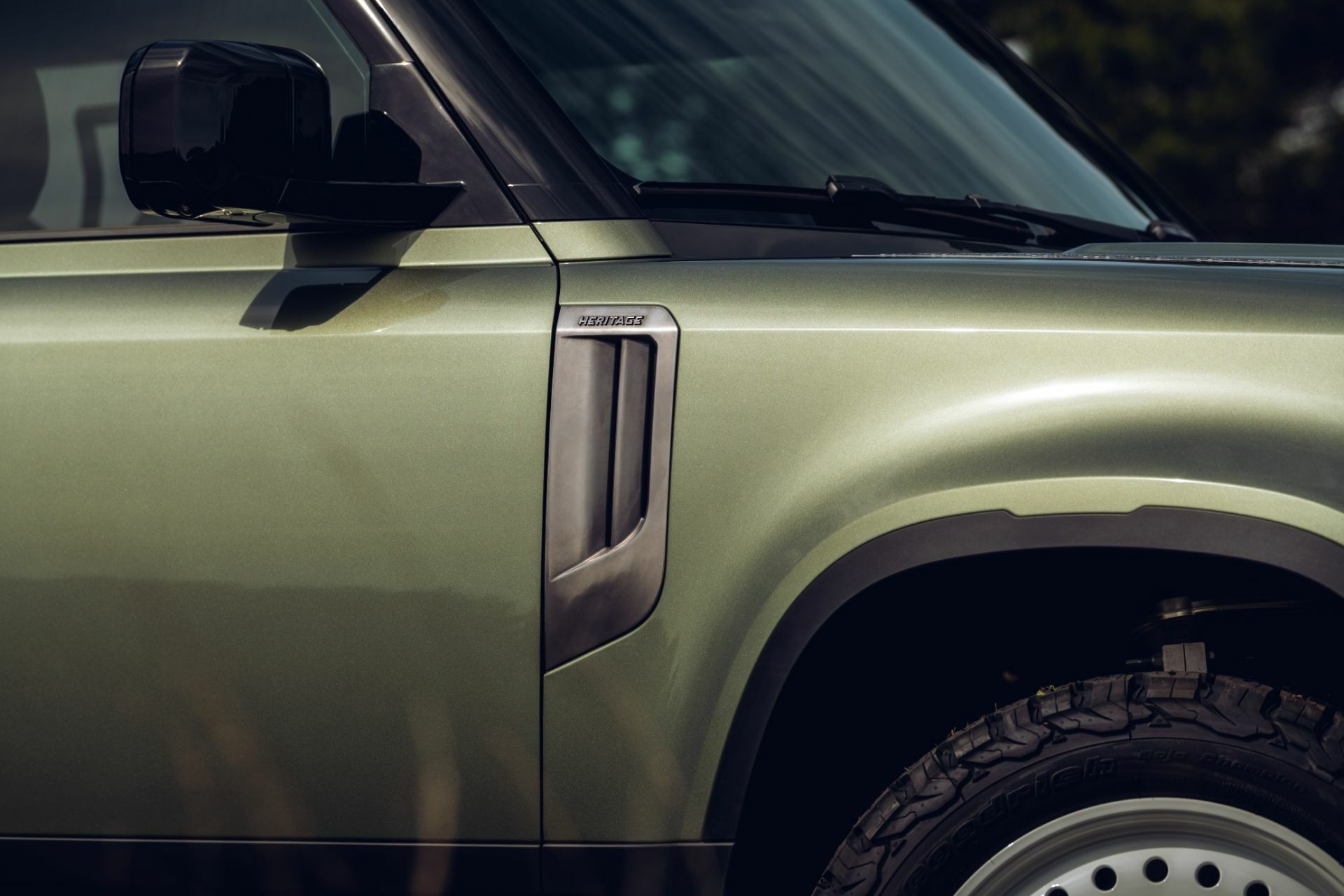 Land Rover Defender Valiance Convertible (10)