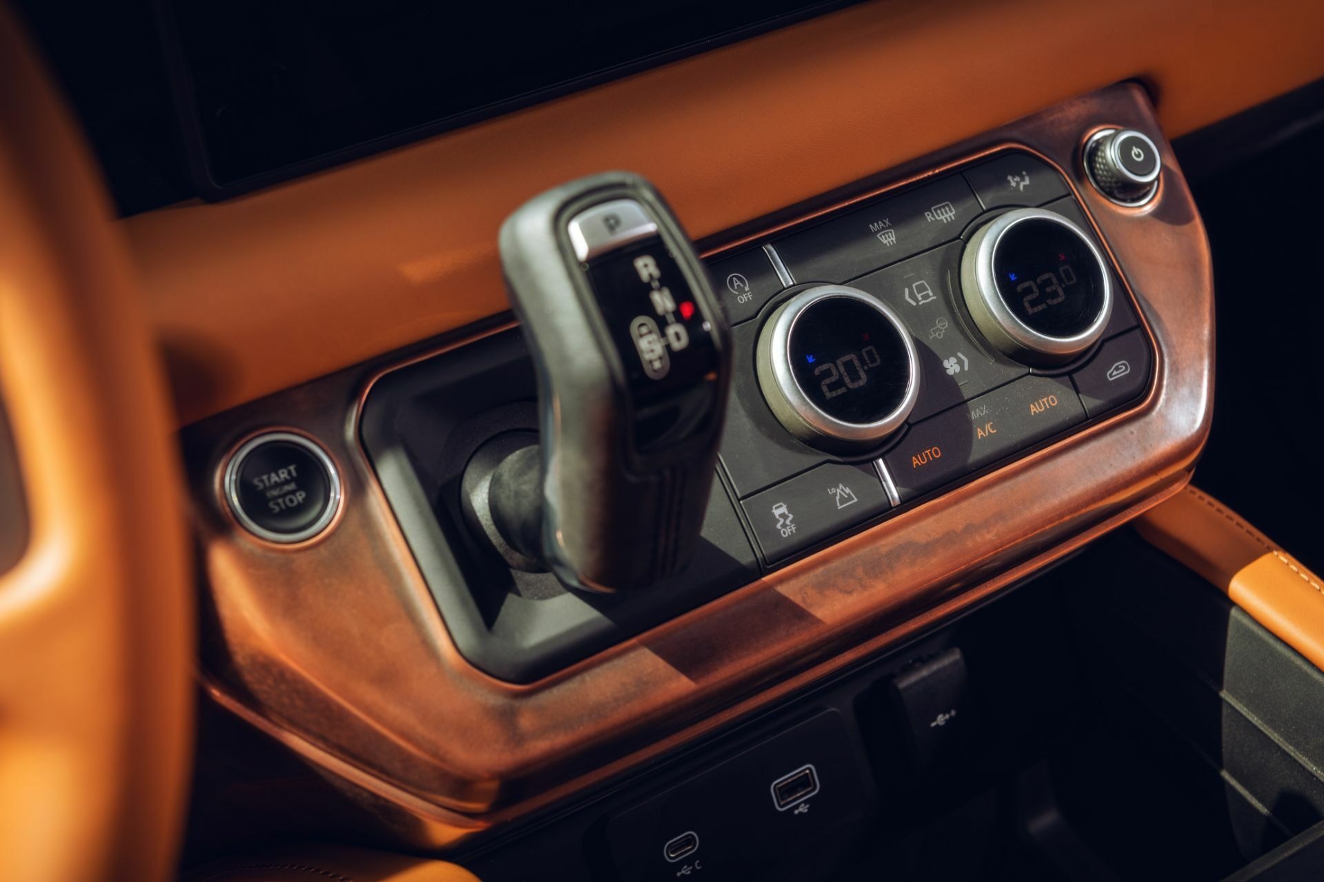 Land Rover Defender Valiance Convertible (23)