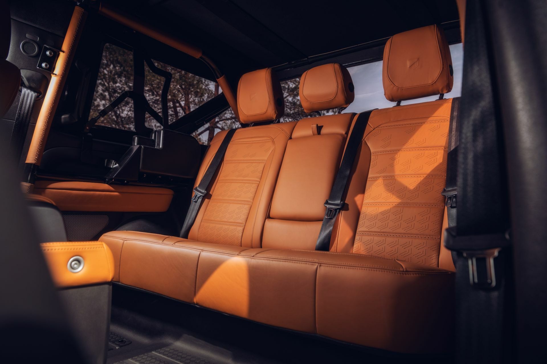 Land Rover Defender Valiance Convertible (24)