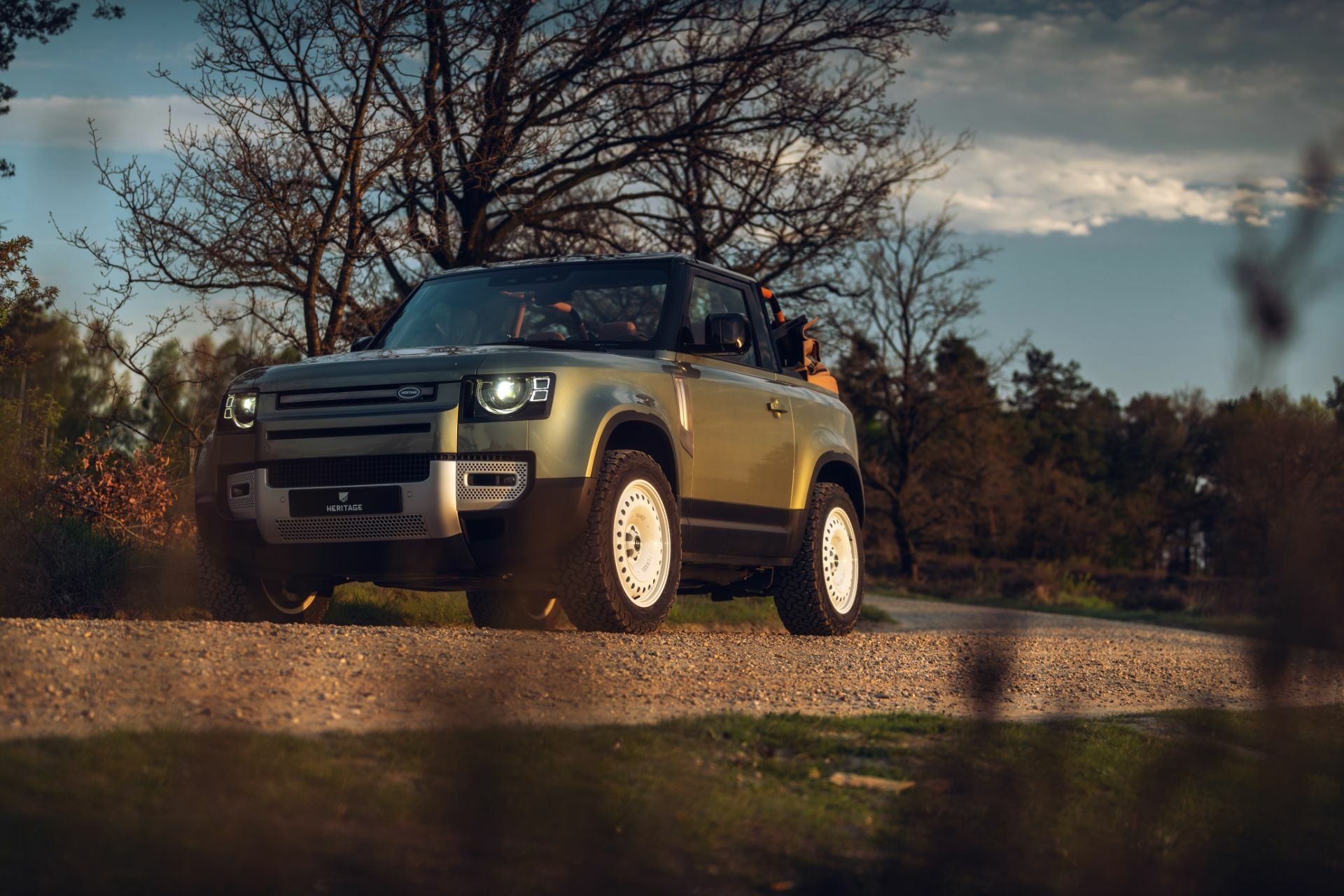 Land Rover Defender Valiance Convertible (44)