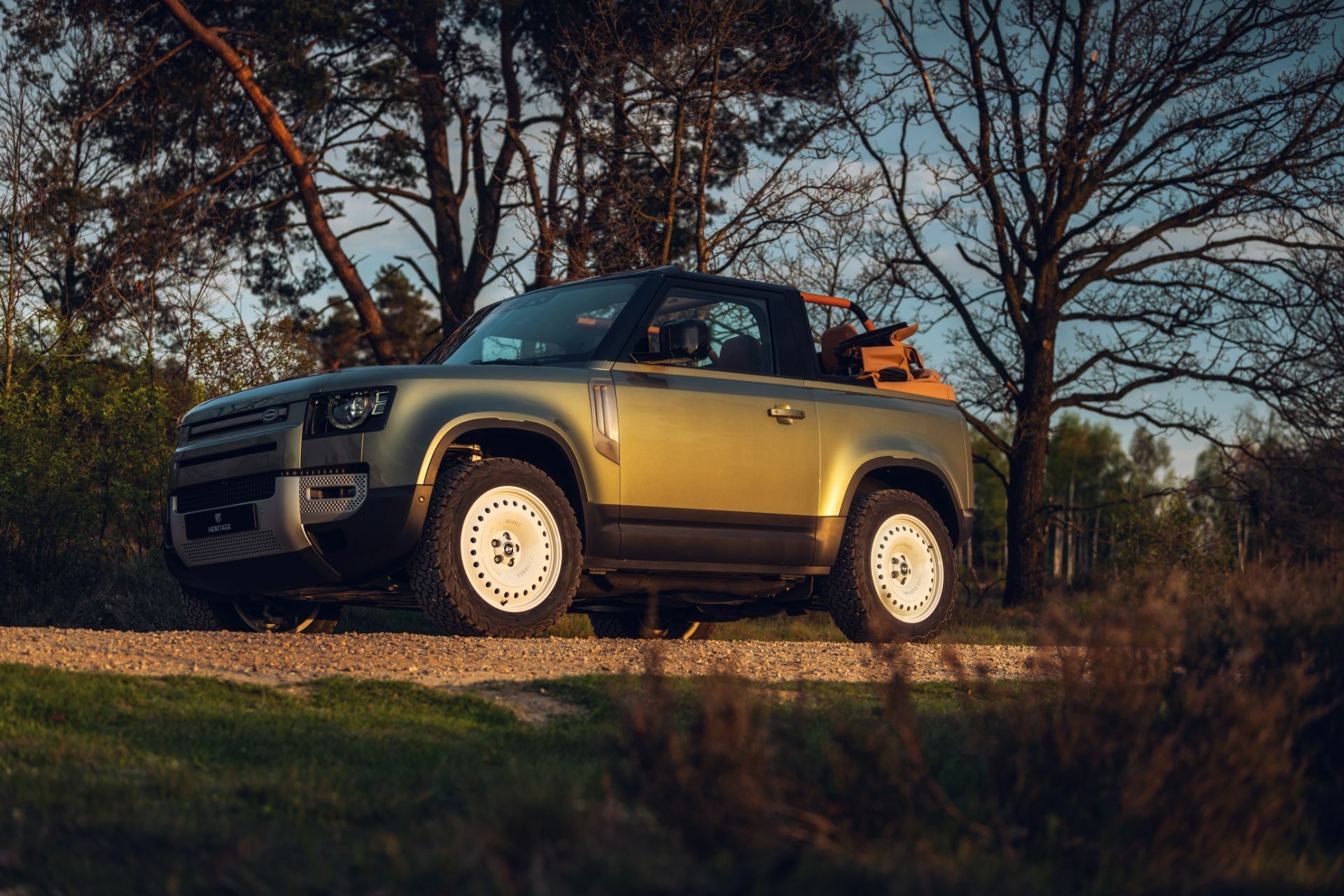 Land Rover Defender Valiance Convertible (45)