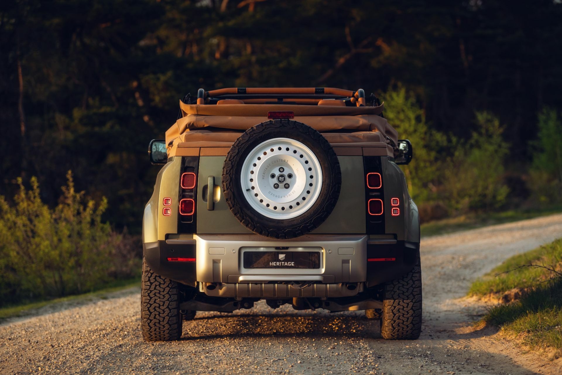 Land Rover Defender Valiance Convertible (48)