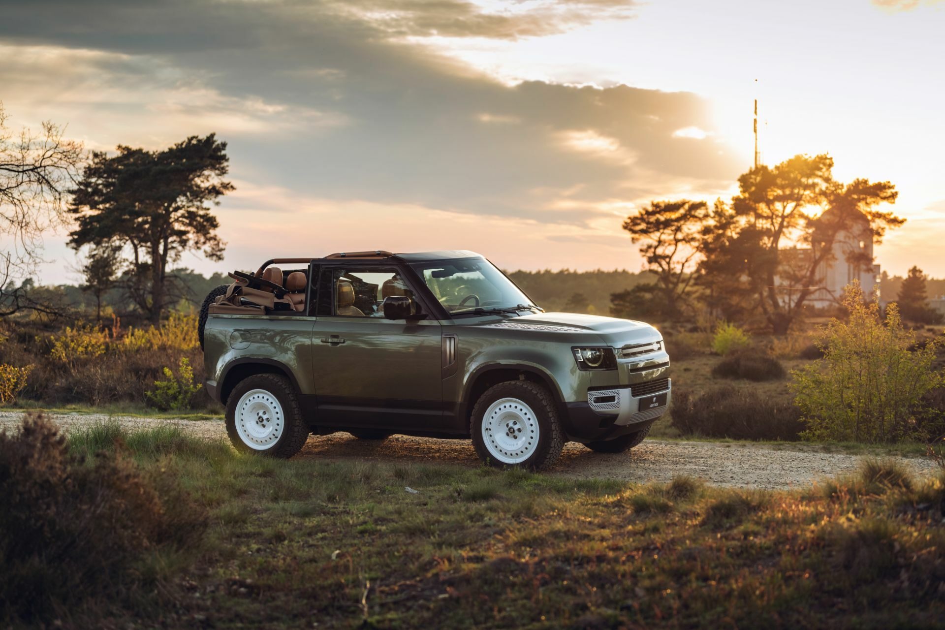 Land Rover Defender Valiance Convertible (50)