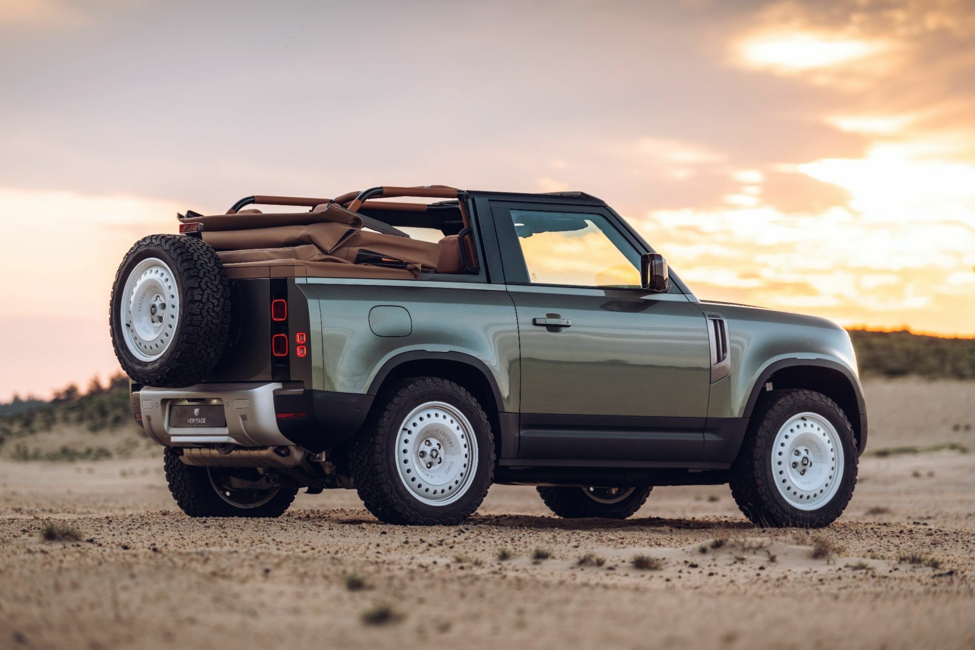 Land Rover Defender Valiance Convertible (59)